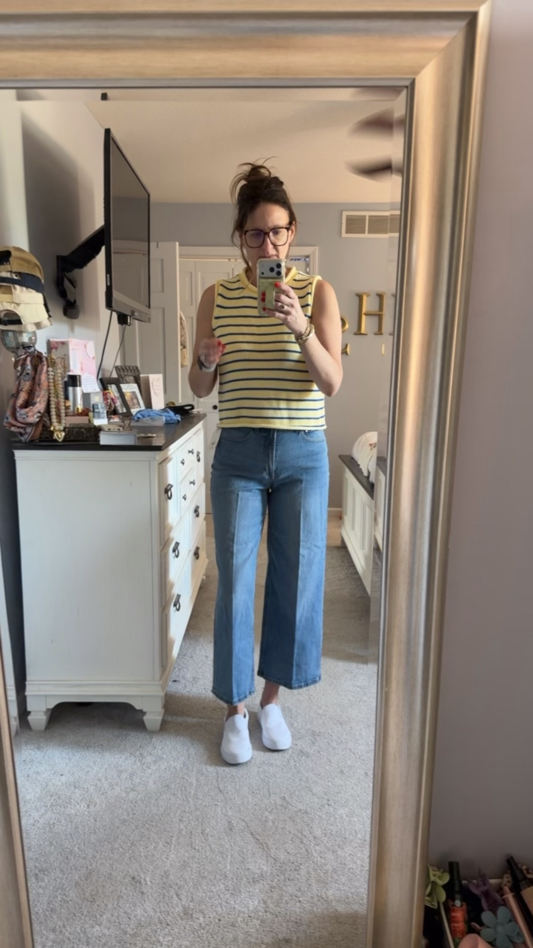 Rinse and repeat! Same white jeans but in denim! Love this cropped look! 👖

#LTKootd #LTKOver40 #LTKTall