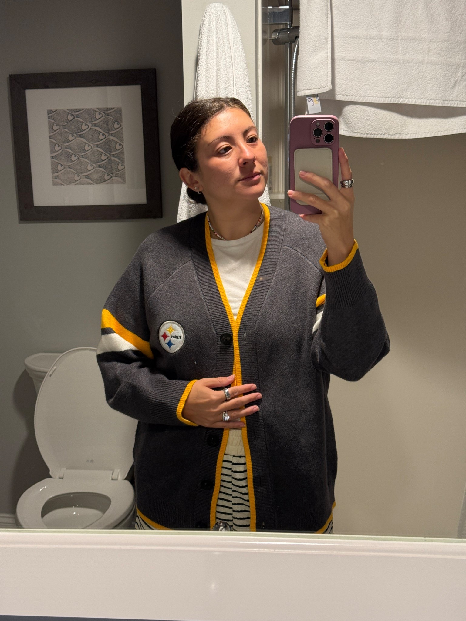 A game day sweater you will not regret buying. It’s so soft I’m in love. #nflgear #gamedayoutfit #footballseason 

#LTKStyleTip