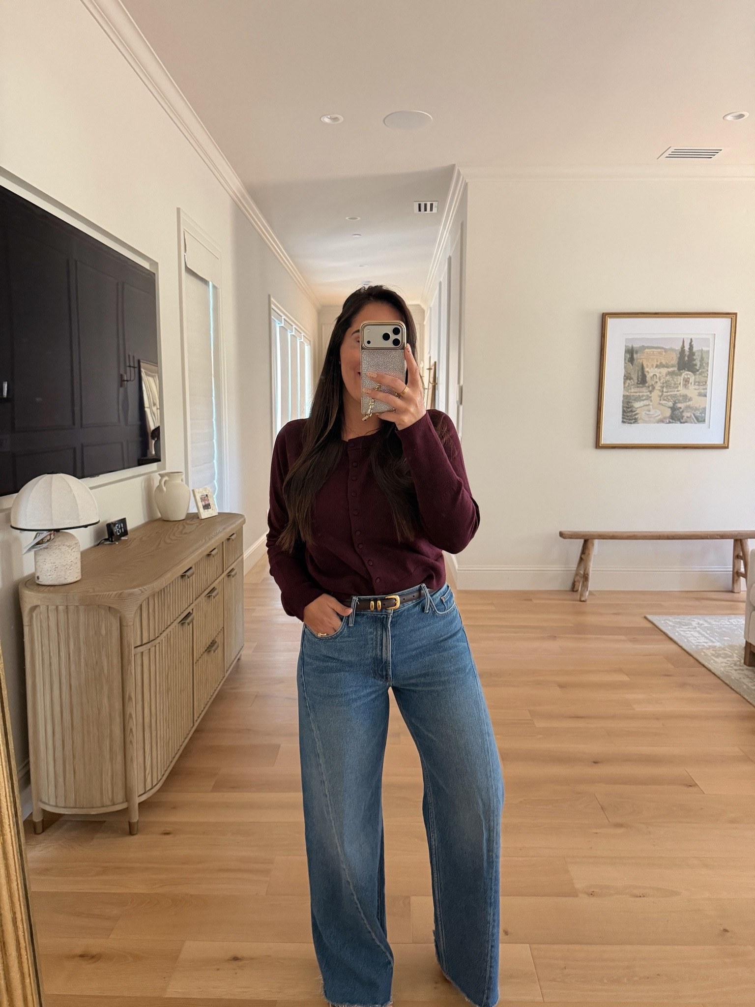 The perfect fall ootd, jeans are a 10/10 and worth every penny 🤌🏼