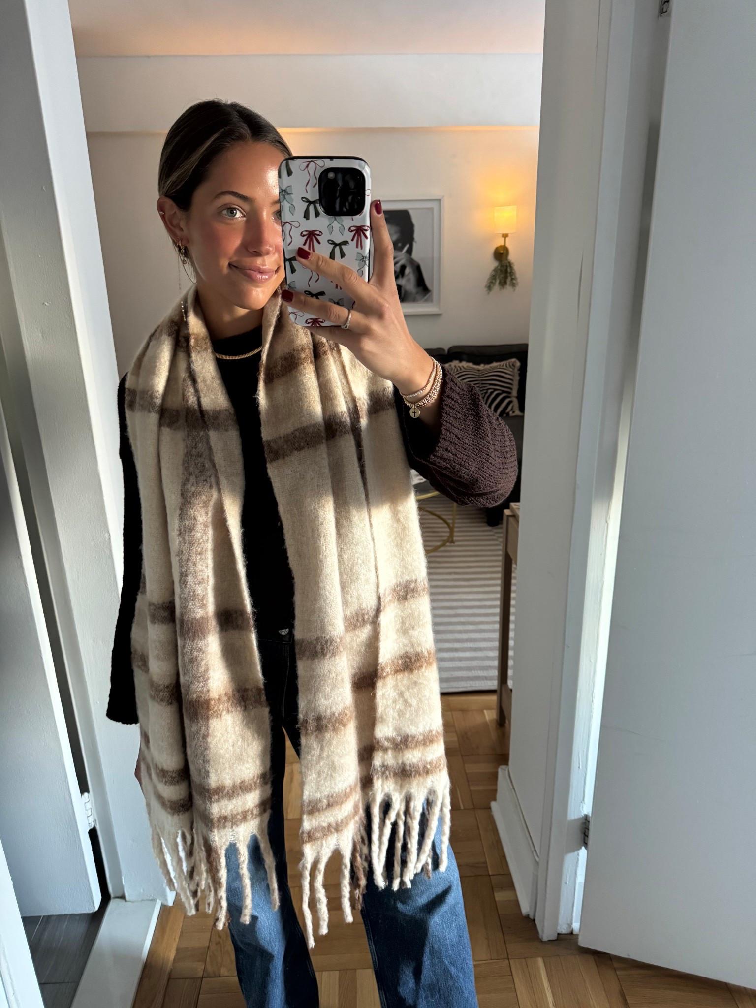 Time to hit the streets of NYC!🎄 This scarf from Amazon is SO good and under $20!

#LTKgrwm #LTKGiftGuide #LTKHoliday