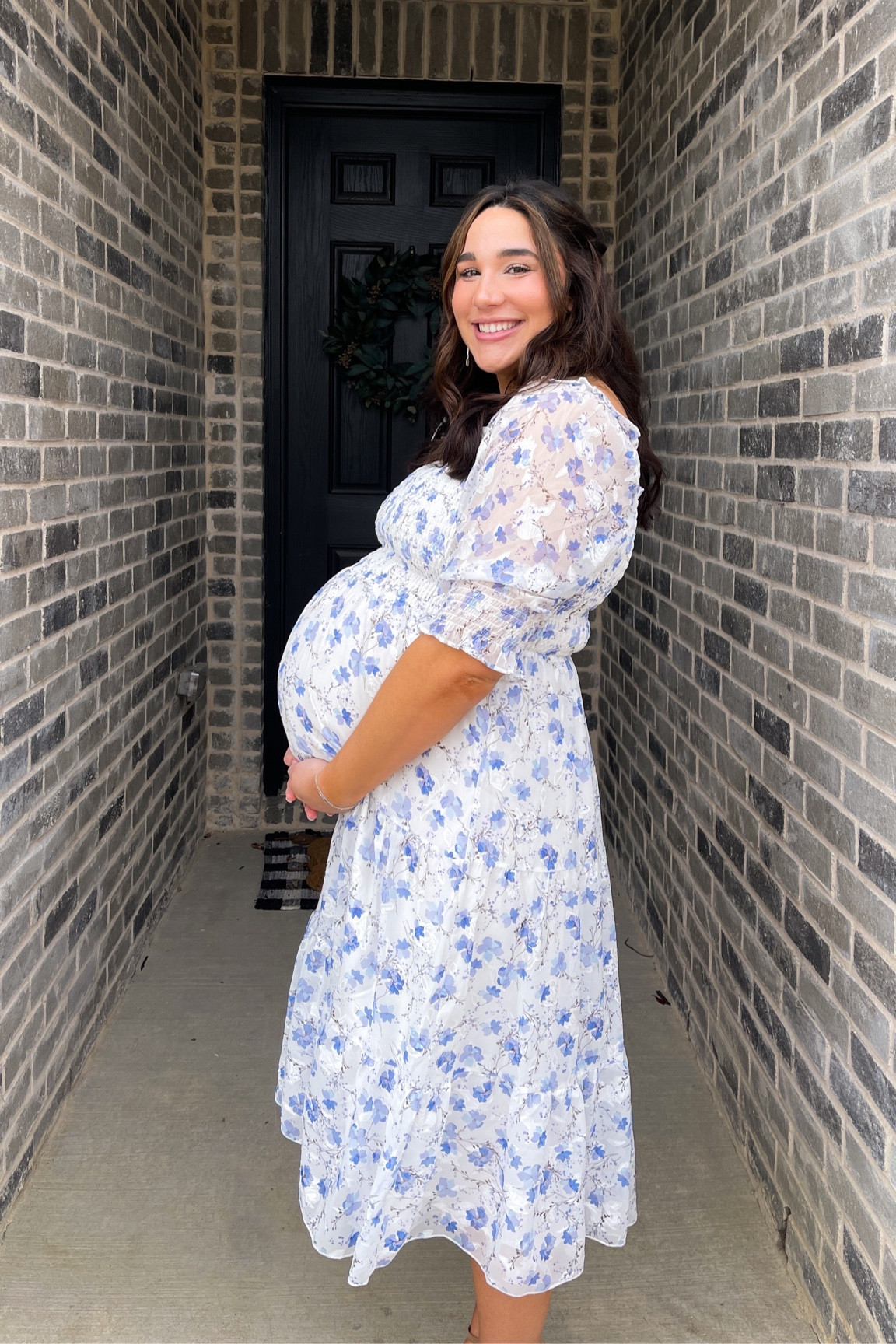 The perfect dress for mamas to be!!! I sized up at 33 weeks!!