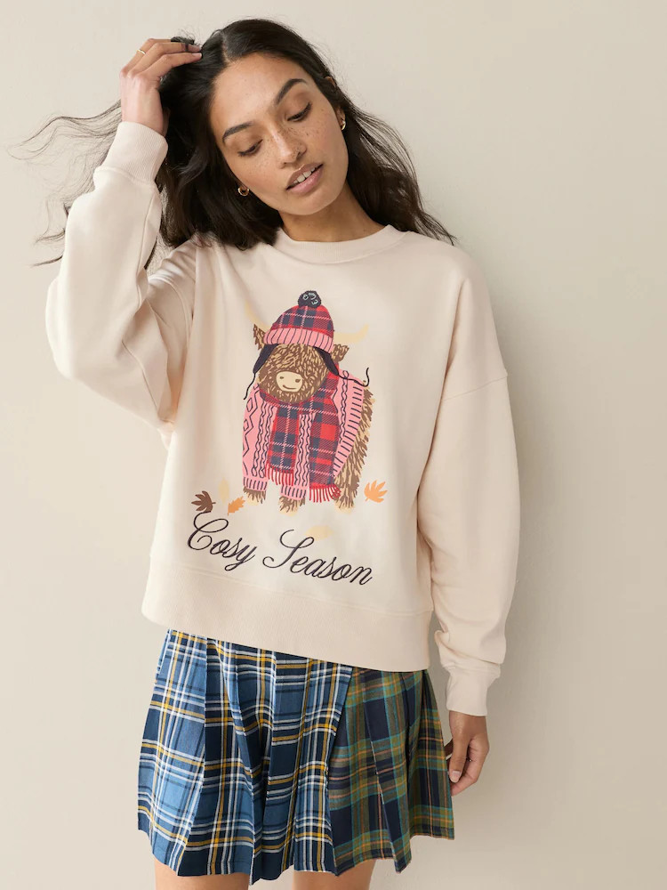 Haferflocken - Saisonales Hamish Langarm-Sweatshirt mit Weihnachts-Grafik und Rundhalsausschnitt | Next EU