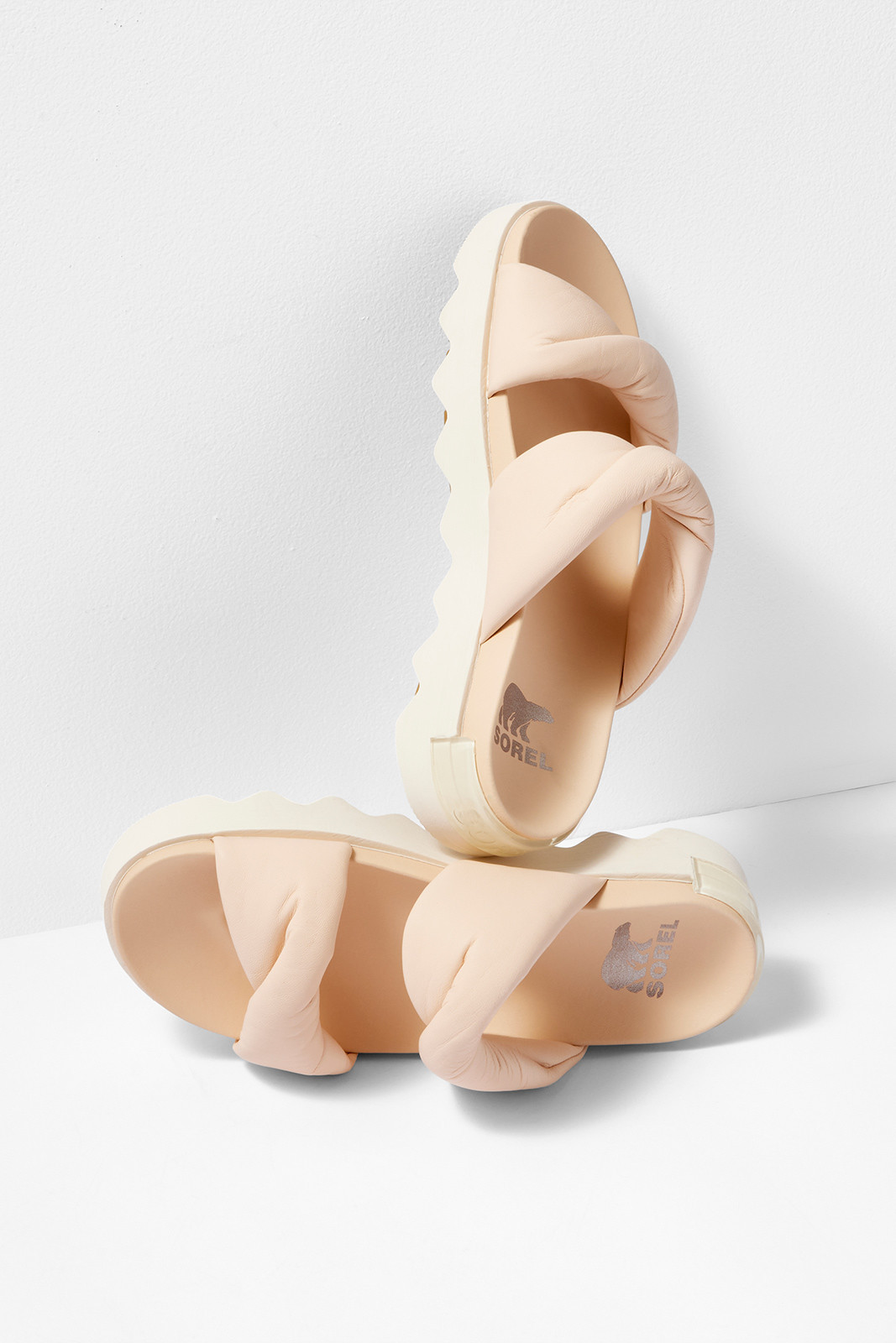 Viibe Twist Slide | Evereve