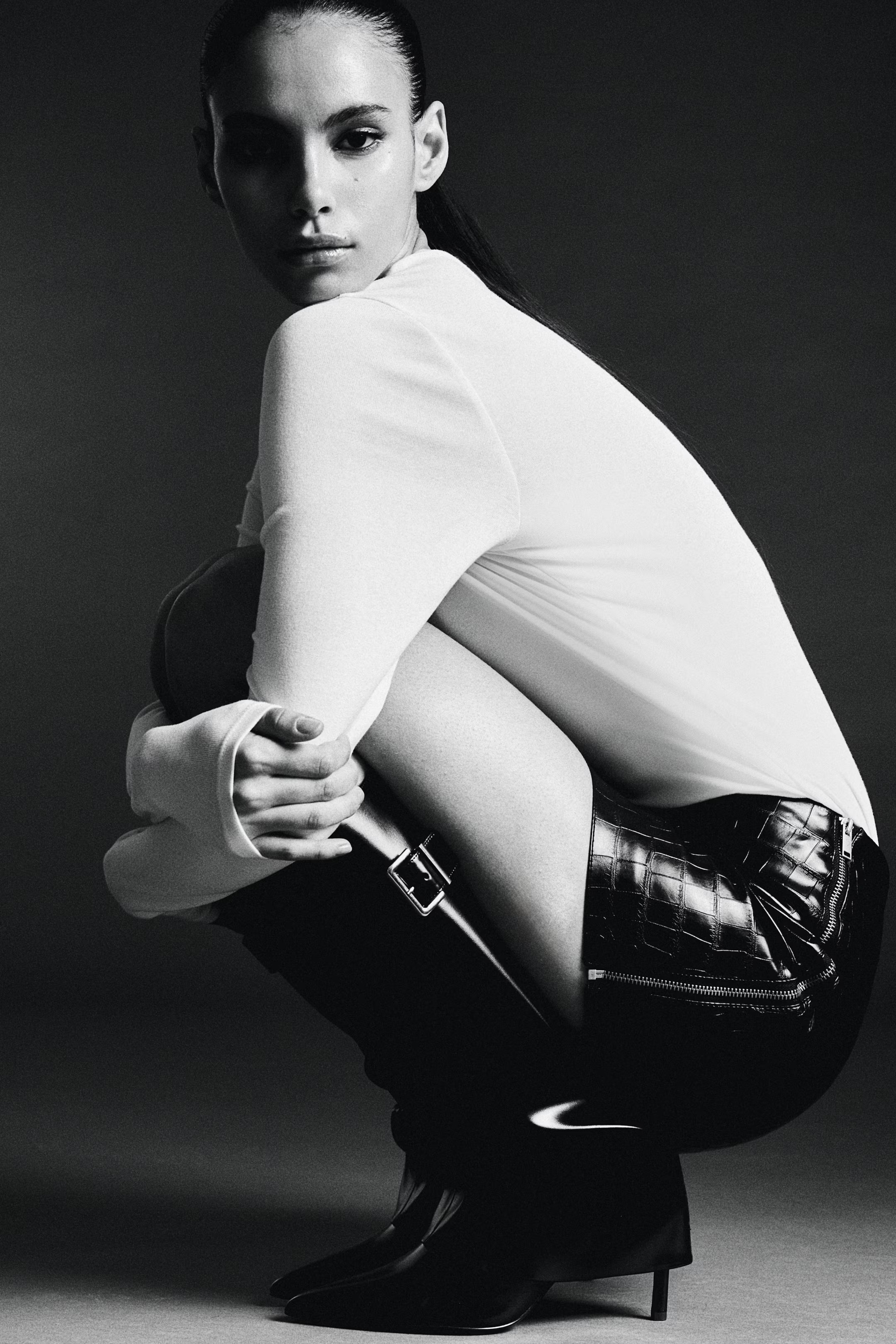 Crocodile-patterned mini skirt | H&M (UK, MY, IN, SG, PH, TW, HK)