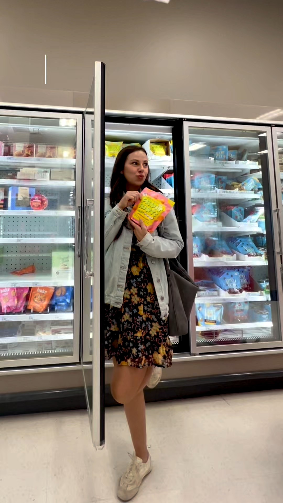 Fruit riot is always soooo good and so sour!!!🍒🍓🍑🍊🍍🥭

#LTKdayinmylife #LTKvlog #LTKfoodie