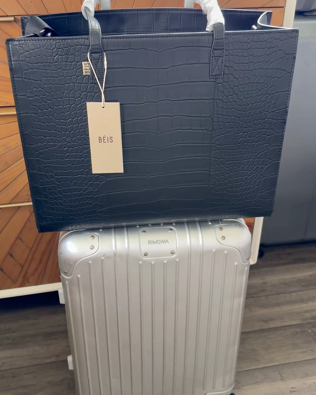 A great gift idea for the working mama! It’s so well thought of. I love everything about it! 

#LTKHoliday #LTKGiftGuide #LTKSaleAlert