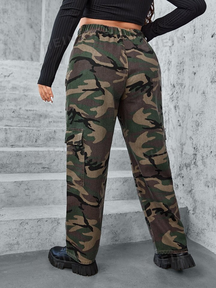 SHEIN ICON Plus Camo Print Flap Pocket Cargo Jeans | SHEIN