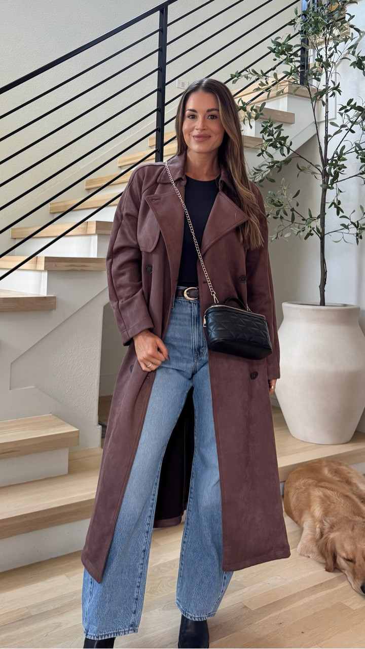 I cannot get over how good this is! Such a cute fall outfit that’s not going to break the bank! 

This suede brown trench coat could not be more perfect. It’s true to size. I’m wearing a small. 

Paired it with my barrel jeans, Amazon brown belt, Target black tee and crossbody bag, and some black booties! 

Fall style
Fall outfits
Trench coat
Denim
Fall shoes
Black and Brown
Target outfitss
Ootd

#LTKShoeCrush #LTKStyleTip #LTKItBag