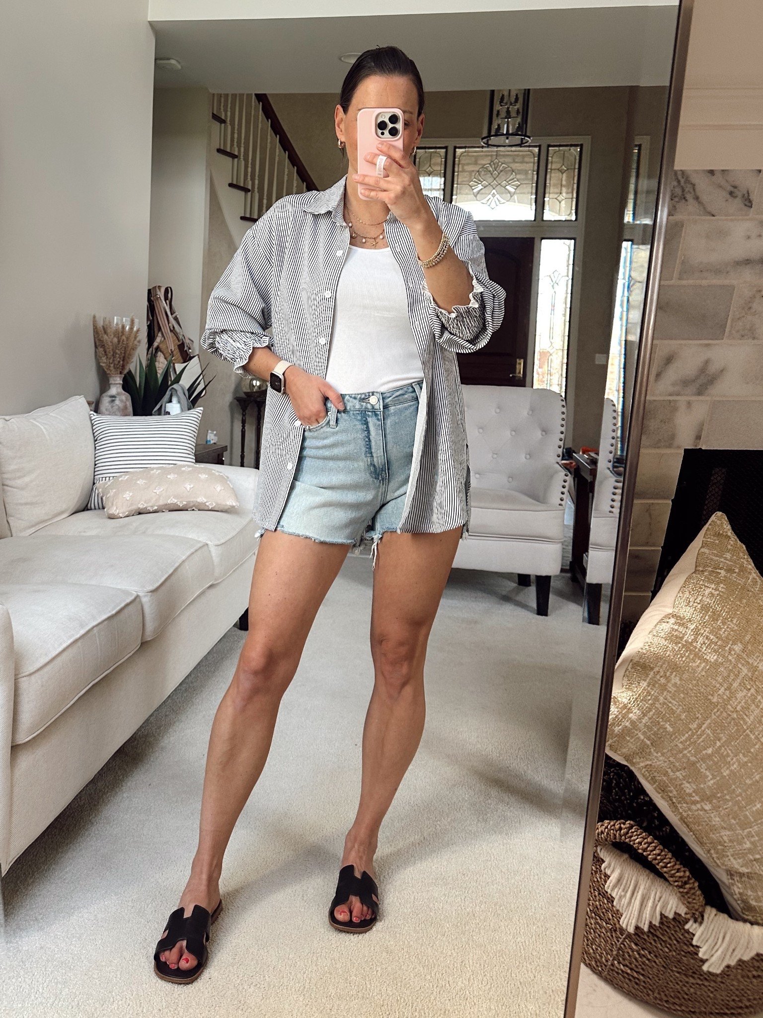 Spring outfit idea!

Walmart jean shorts run small, I’m in the 2. Amazon button down runs true to size but I sized up to a medium.



#LTKFindsUnder50 #LTKOver40 #LTKStyleTip