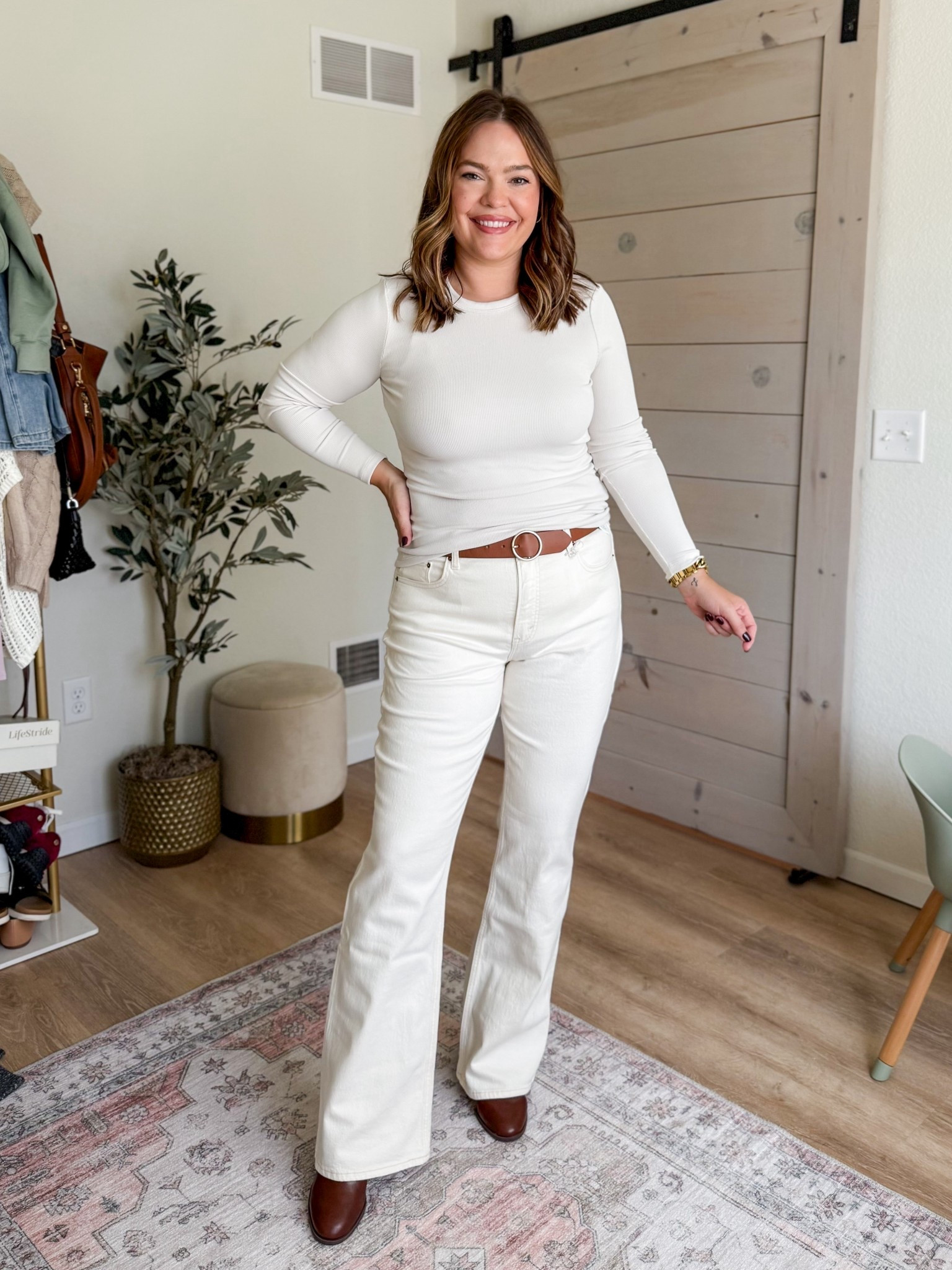 The cutest fall finds - 20% off almost everything on their site plus an additional stackable code in the app- copy the code and use at checkout. Jeans are size 31, ribbed top is size medium

#LTKMidsize #LTKFallSale #LTKStyleTip