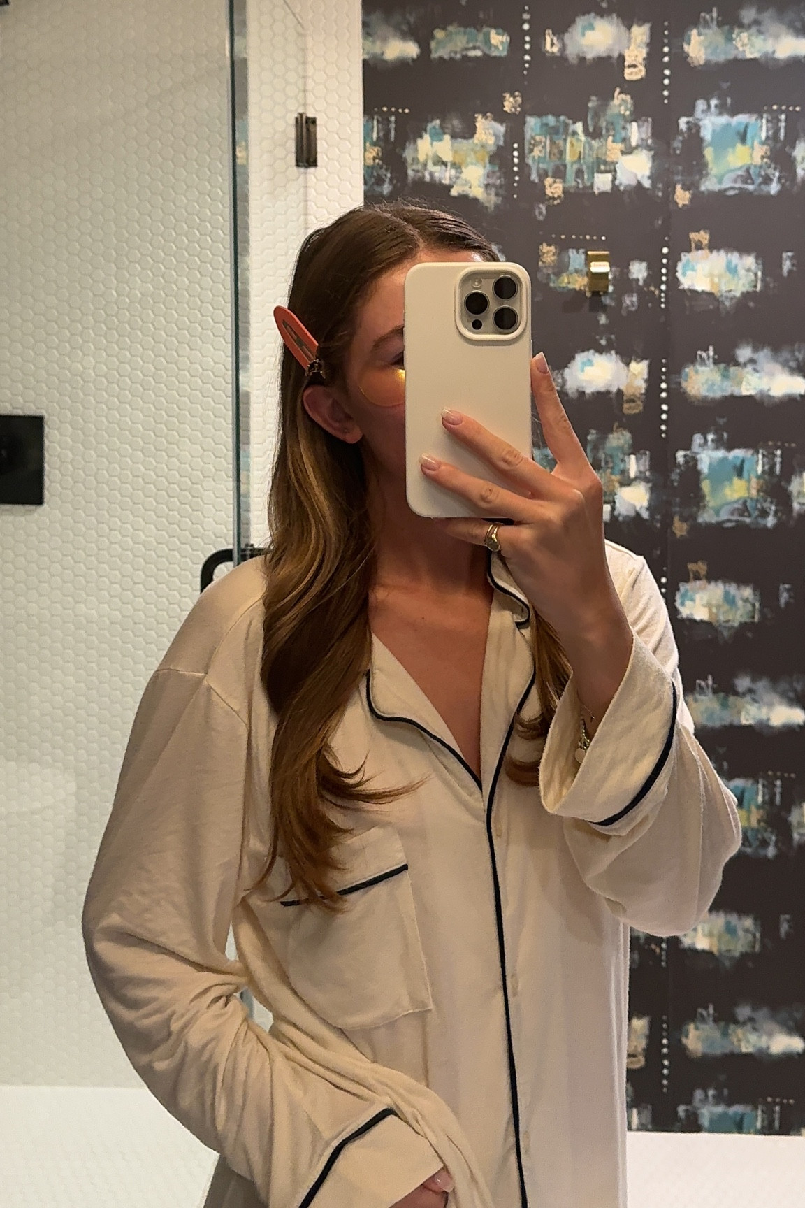 Best pjs + hair clips + eyepatches = a great morning 

#dae #eberjey #peterthomasroth #selfcare #wellness #LTKwellness

#LTKFindsUnder50 #LTKHoliday #LTKU