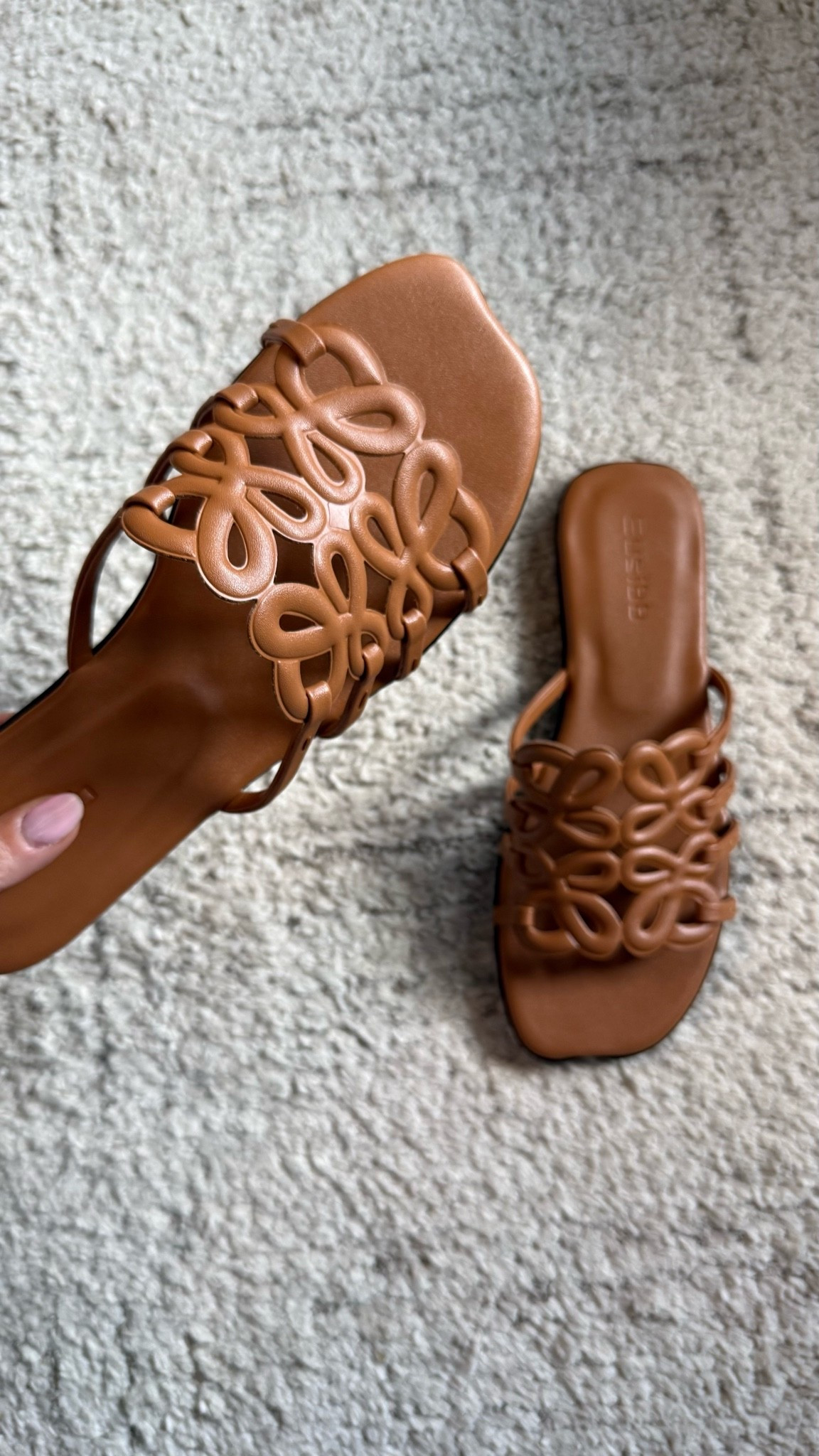 Amazon finds
Amazon fashion
Necklace 
Sandal
Loewe dupe

#LTKootd #LTKSeasonal #LTKgrwm