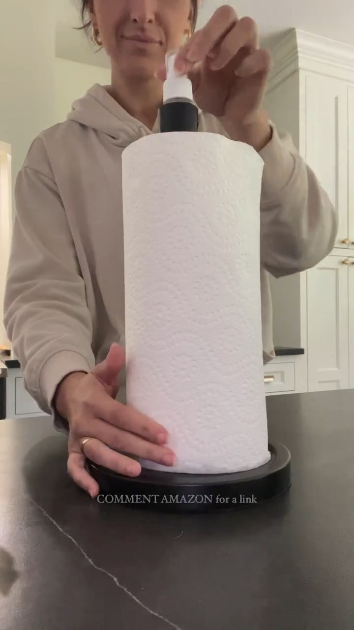 BIG fan of this amazon find, this paper towel holder has a sanitizer bottle built in to the top!!! HOW AMAZING, no more cleaner bottles ruining your aesthetic. This thang is functional, so sleek, and VERY WELL MADE - for a fantastic price! 

COMMENT AMAZON and I’ll send you a link to join the clean counter club 😉 😉 😉 

#amazonhome #amazonhomefinds #amazonhomedecor #amazonfinds #amazondeals #amazongadgets #kitchenmusthaves