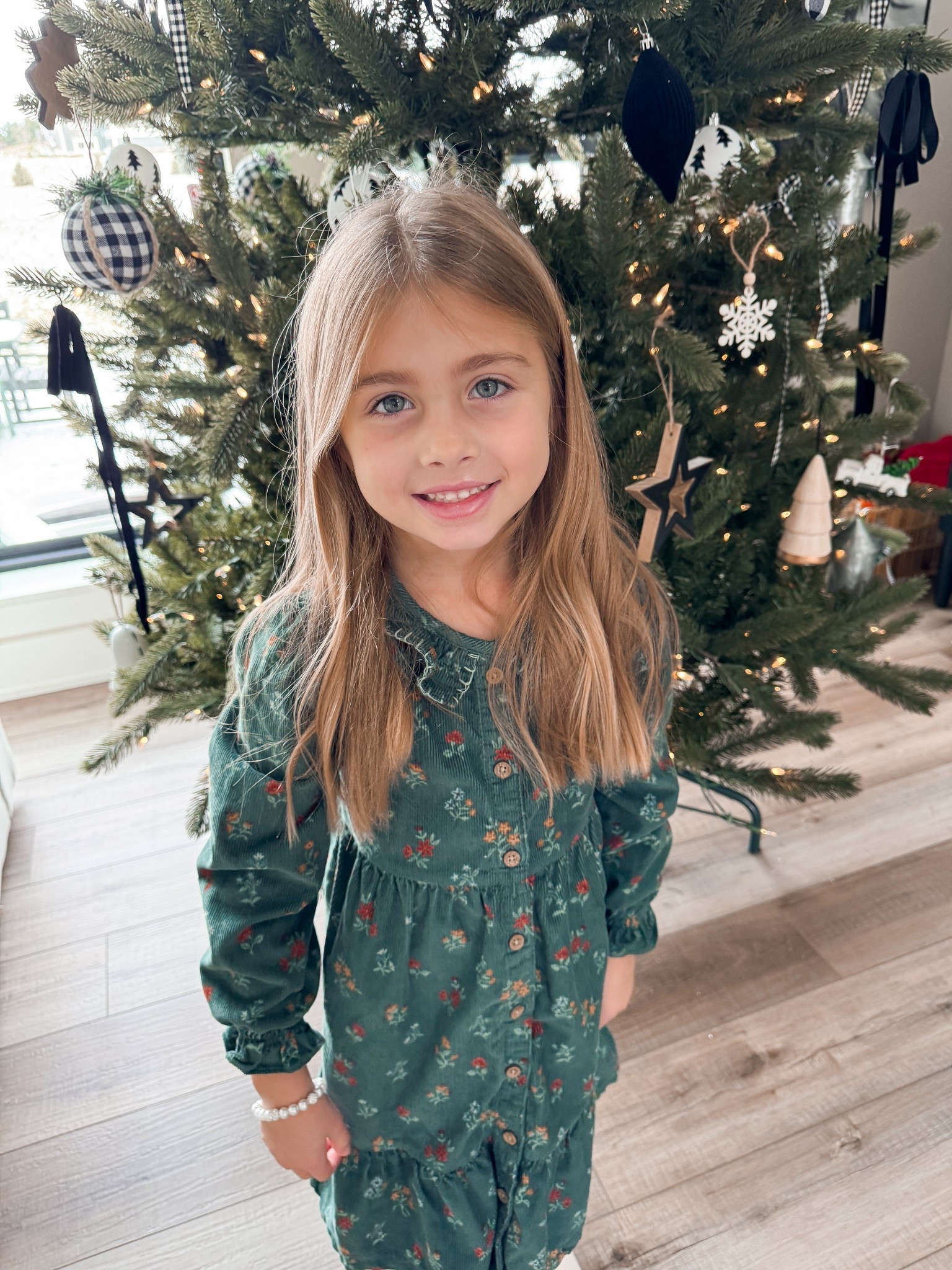 Holiday looks on sale! 

Little Co
Kohl’s finds
Black Friday 

#LTKHoliday #LTKCyberWeek