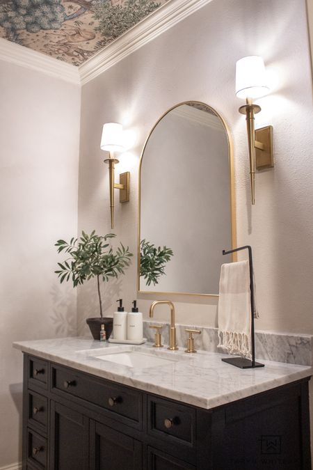 Powder Room Inspo

Powder room  home decor  bathroom room decor  restroom inspo  gold accent decor  neutral decor  faux plants  wall mirror  wall lights  marble 

#LTKhome #LTKSeasonal