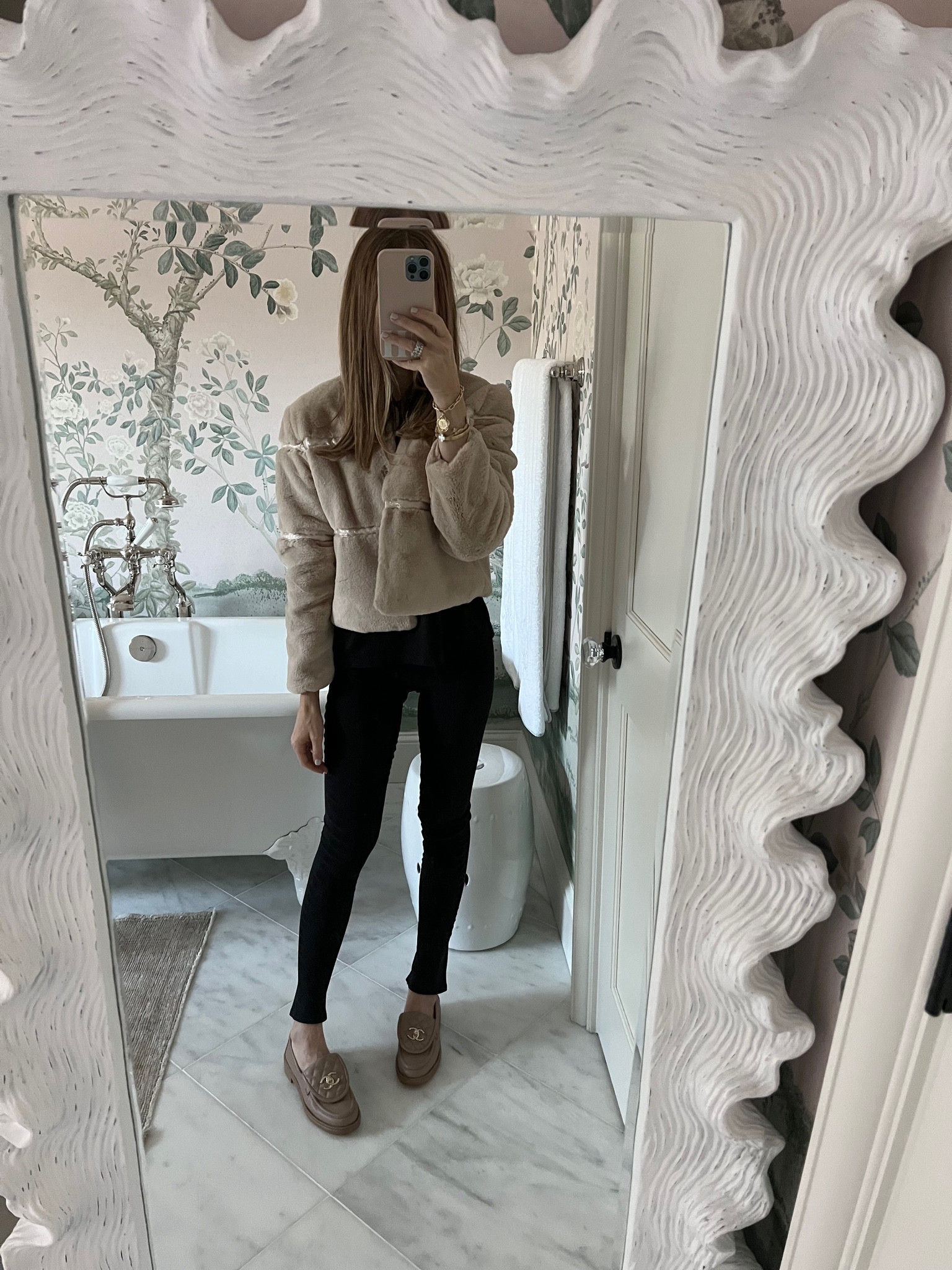 Coziest jacket for under $100! Will be wearing this all fall and winter

Fall outfits
Winter fashion

#LTKunder100 #LTKSeasonal #LTKstyletip