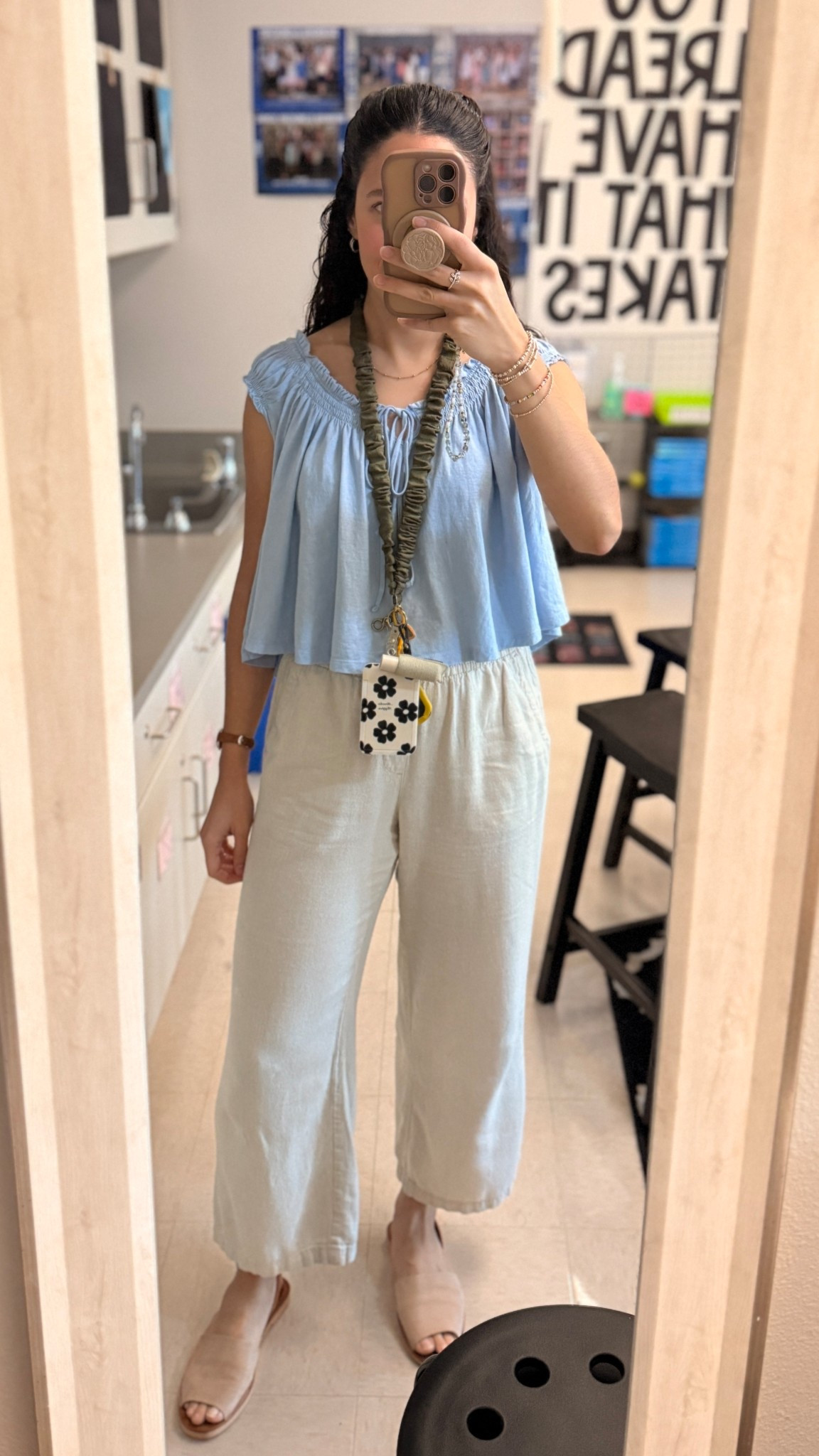 Springy & airy outfit— 100% cotton blouse & linen pants 🤌🏼 love that’s it’s warming up some! I sized down on the shirt to an XS & have it in 2 colors 🩵🌚 @Target 

Target Style, Teacher Inspo, natural fiber clothing, spring style, ootd

#LTKWorkwear #LTKootd