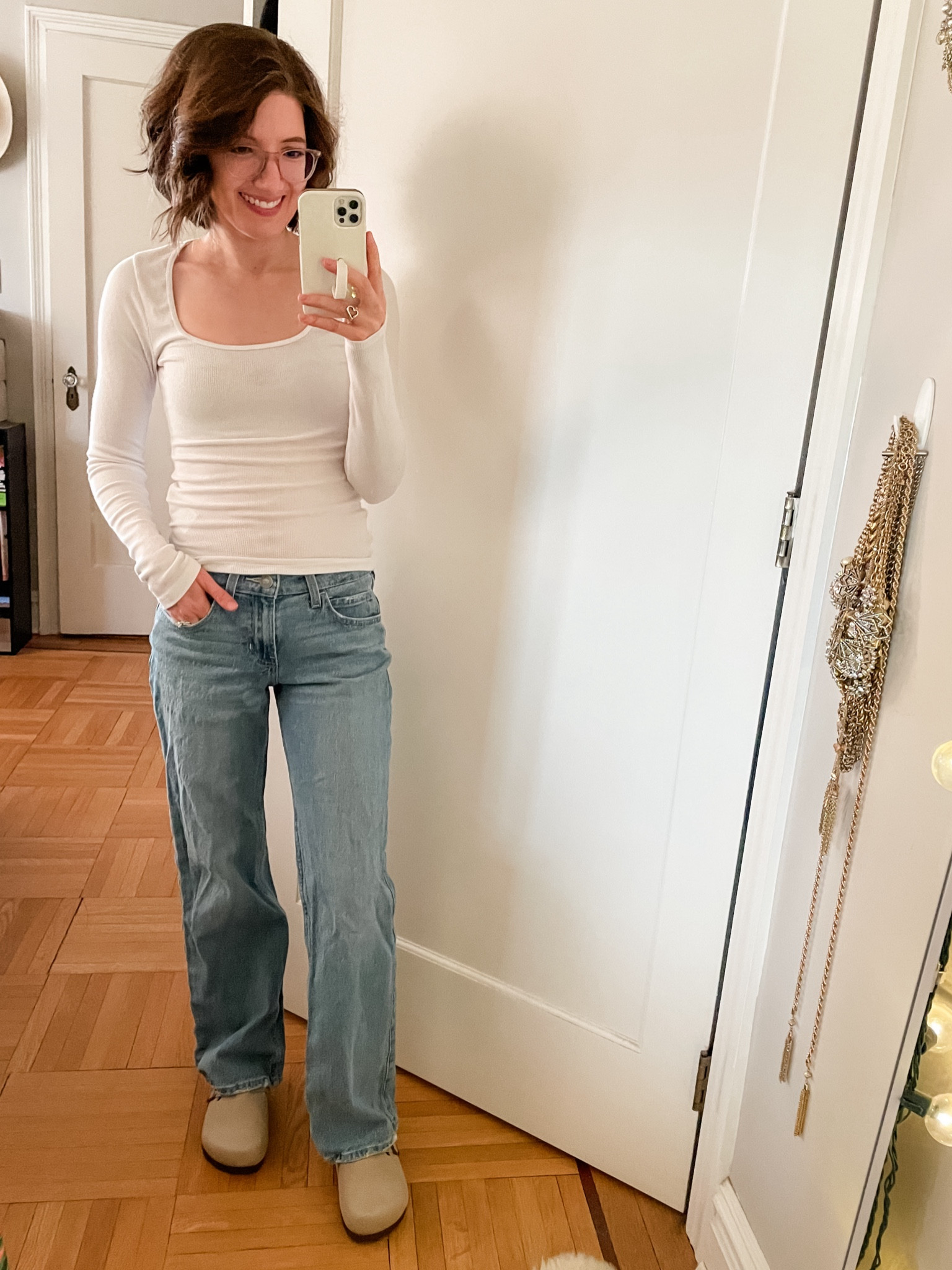 Long sleeve tee: TTS
Low rise wide leg jeans: size down 1
Clogs: TTS

#LTKstyletip #LTKfindsunder50 #LTKsalealert