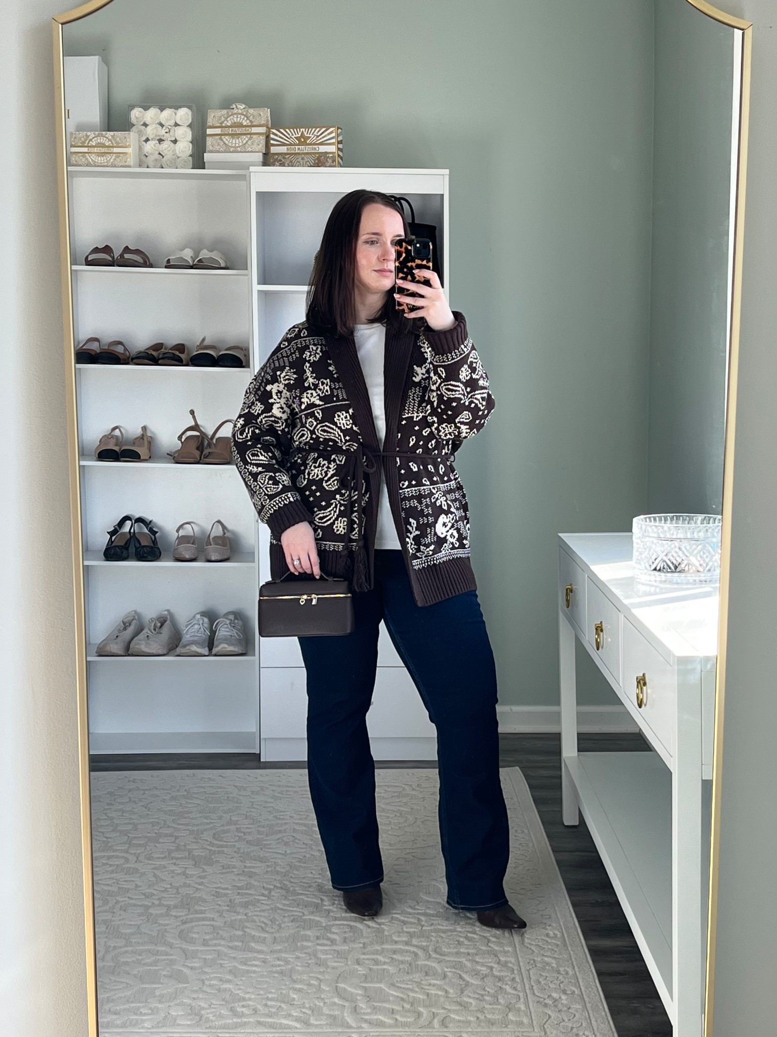 Chicago OOTD ☕️🤍🧥

spring Chicago outfit ideas, classic chic style, outfit of the day inspo, sweater, tie wrap cardigan, jeans, chocolate brown 

#LTKMidsize #LTKSeasonal #LTKootd