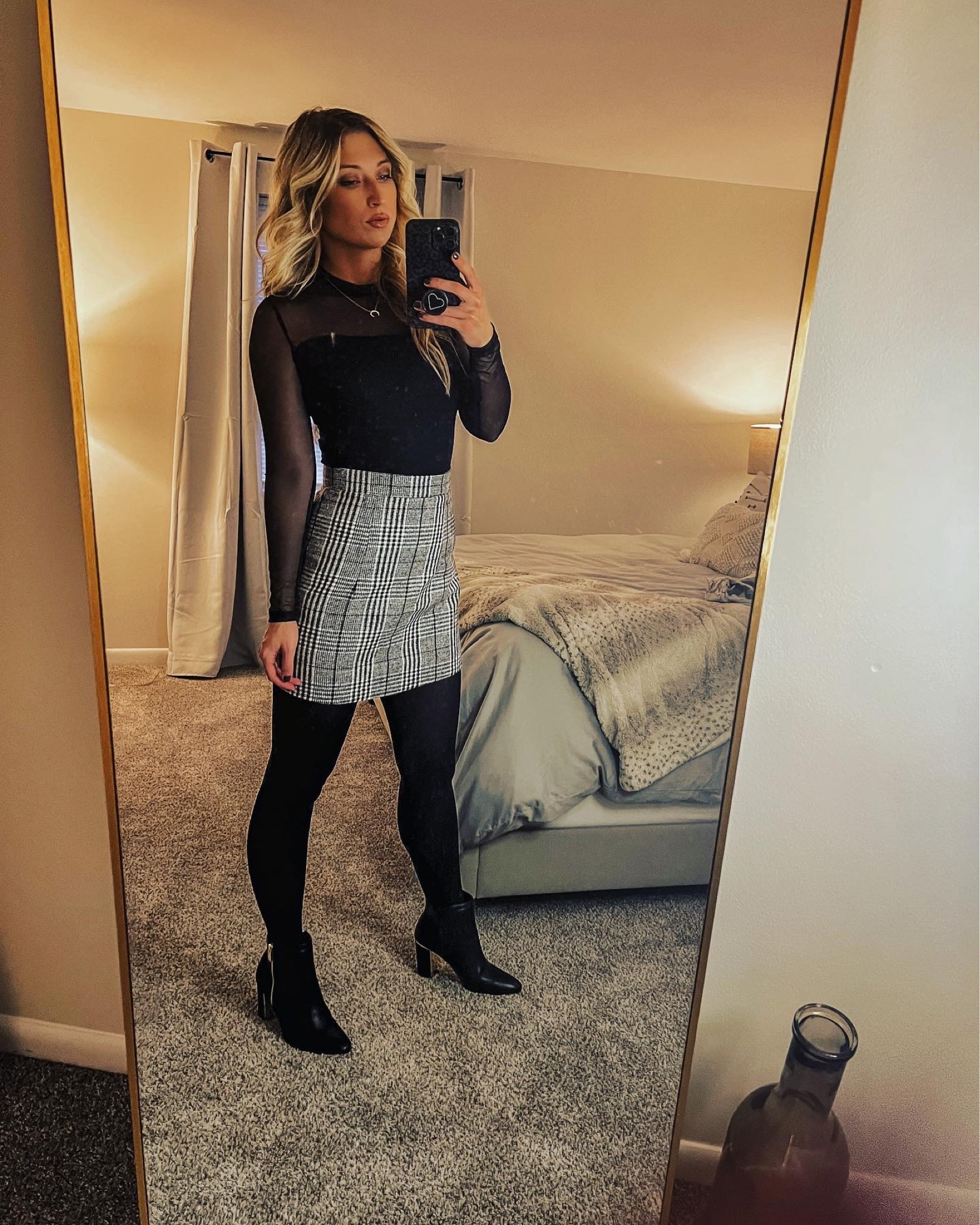 Is this appropriate as a guest? With black semi sheer tights and