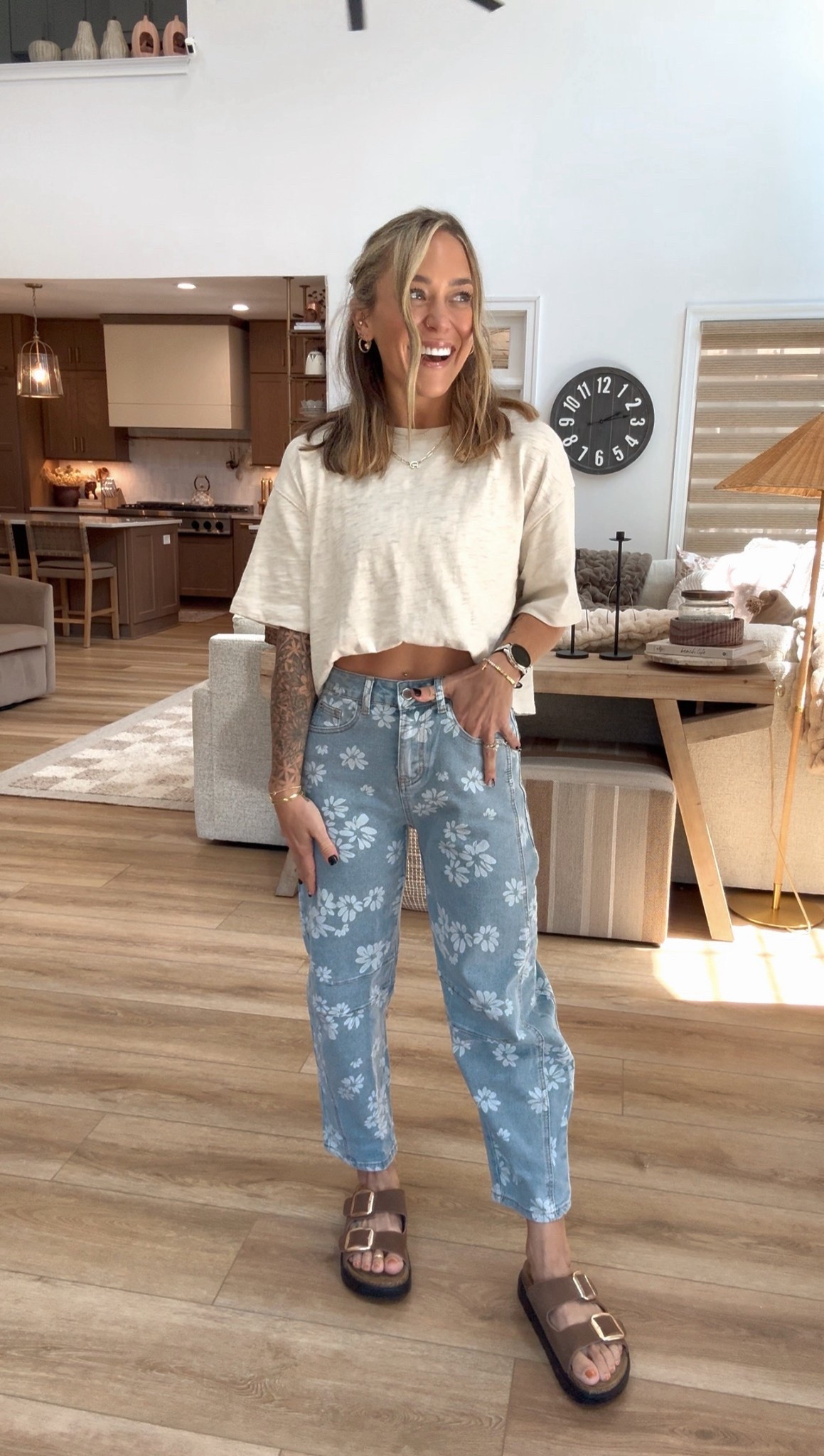 Barrel jean season 🤎 I LOVE a baggy wide leg & these are so dang comfy / cute! They’re stretchy as well — in the small! I will say this blue wash runs a little smaller than the khaki wash I have, just a PSA! 

Top is Target & OOS so I linked similar 😊 tts in sandals! 

Fall fit inspo / ootd / amazon fashion / project cloud / neutrals / floral jeans / comfy / cute / date night / Holley Gabrielle  

#LTKSeasonal #LTKStyleTip #LTKFindsUnder50