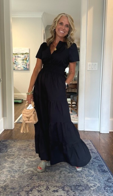 The dress that NEVER GOES OUT OF STYLE. Flattering on everyone, and so comfortable. Work, play, travel, day in and day out. Wearing XS

#LTKdayinmylife #LTKOver40 #LTKWorkwear