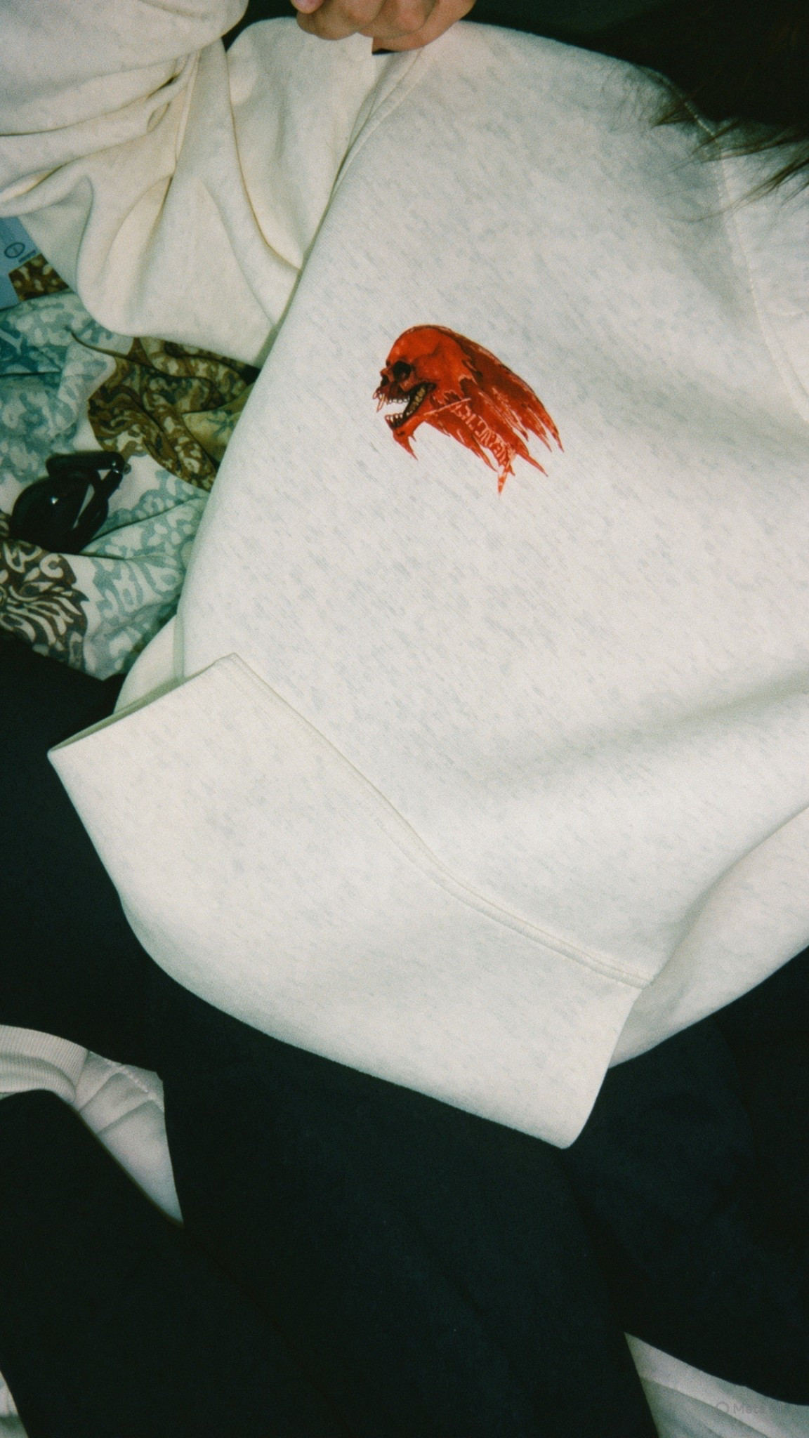 New favorite Metallica sweatshirt that I’m obsessed with. It has a hidden zipper inside too for your phone! 