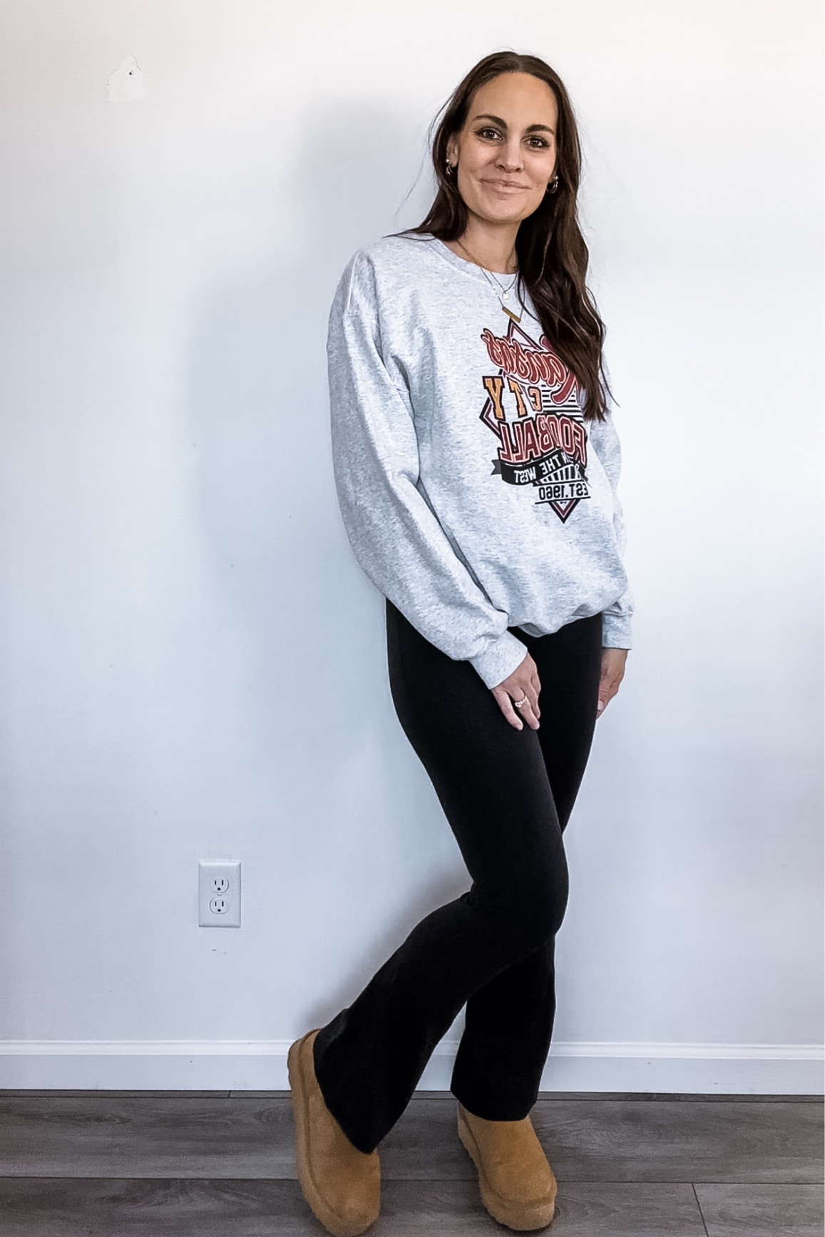 Non maternity wide leg leggings that work for the bump! Sized up to a M. 

#LTKbump #LTKfindsunder50