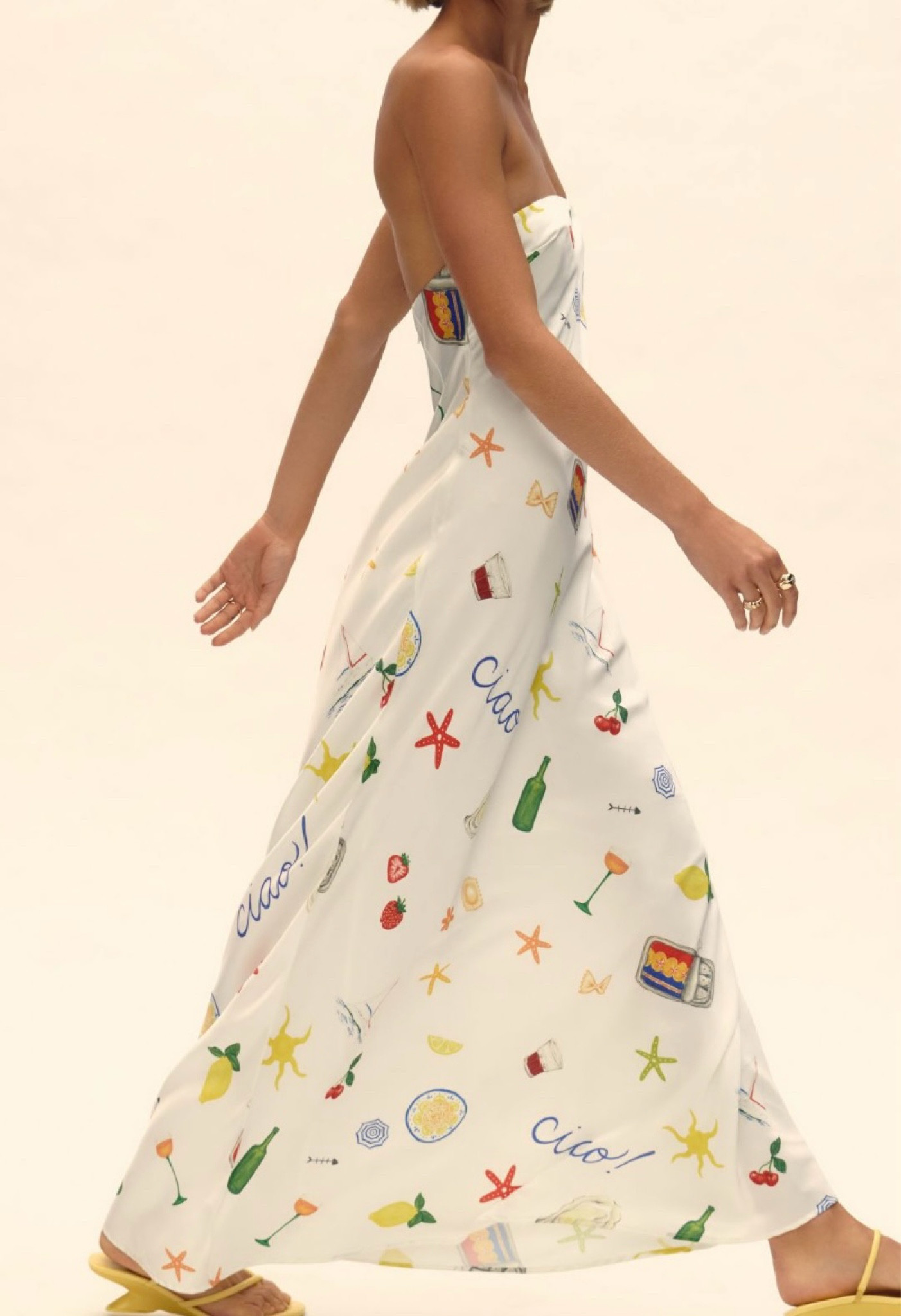 Strapless maxi in fun print 

#LTKSummerSales #LTKSeasonal #LTKSaleAlert