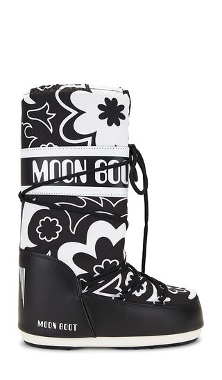 MOON BOOT | Revolve Clothing (Global)