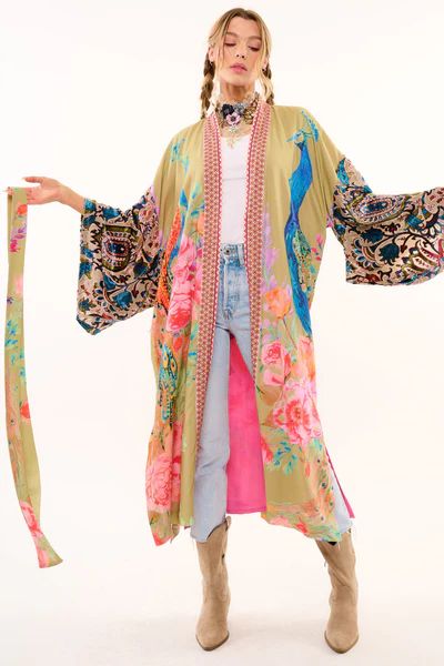 Fantasy Kimono | Aratta LLC