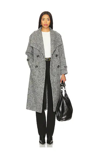 Favorite Tiffie Coat in Black

              
    
        
        
            Favorite Button | Revolve Clothing (Global)