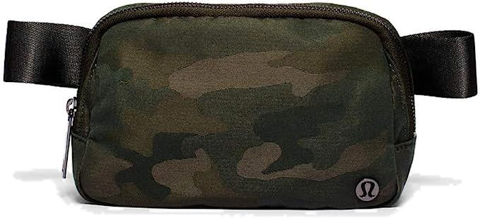 Lululemon Everywhere Belt Bag, 1L (Heritage Camo Jacquard Max Dark Olive Sargent Green) | Amazon (US)
