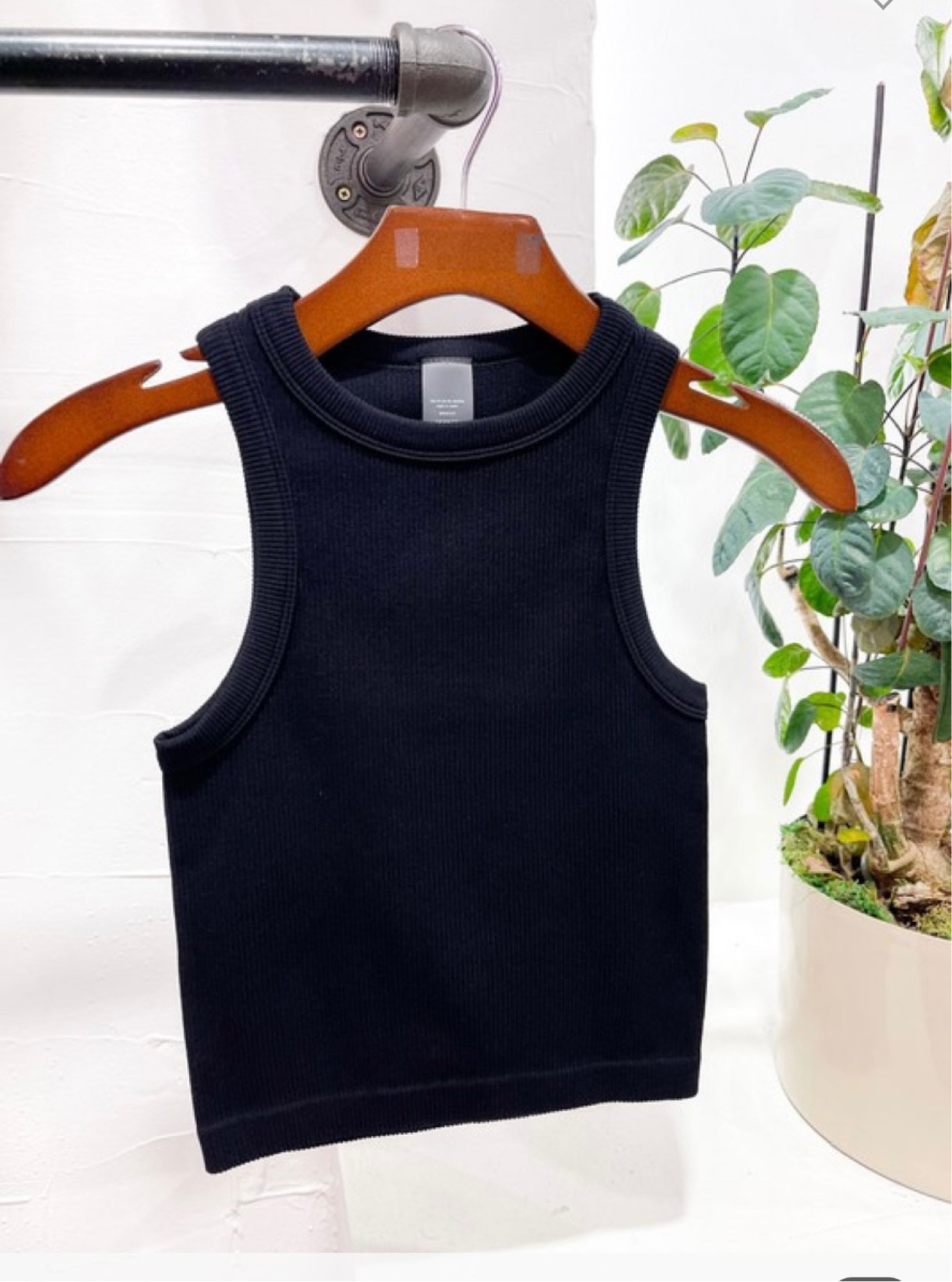 Basic black ripped tank top 

#LTKworkwear #LTKfitness #LTKSeasonal