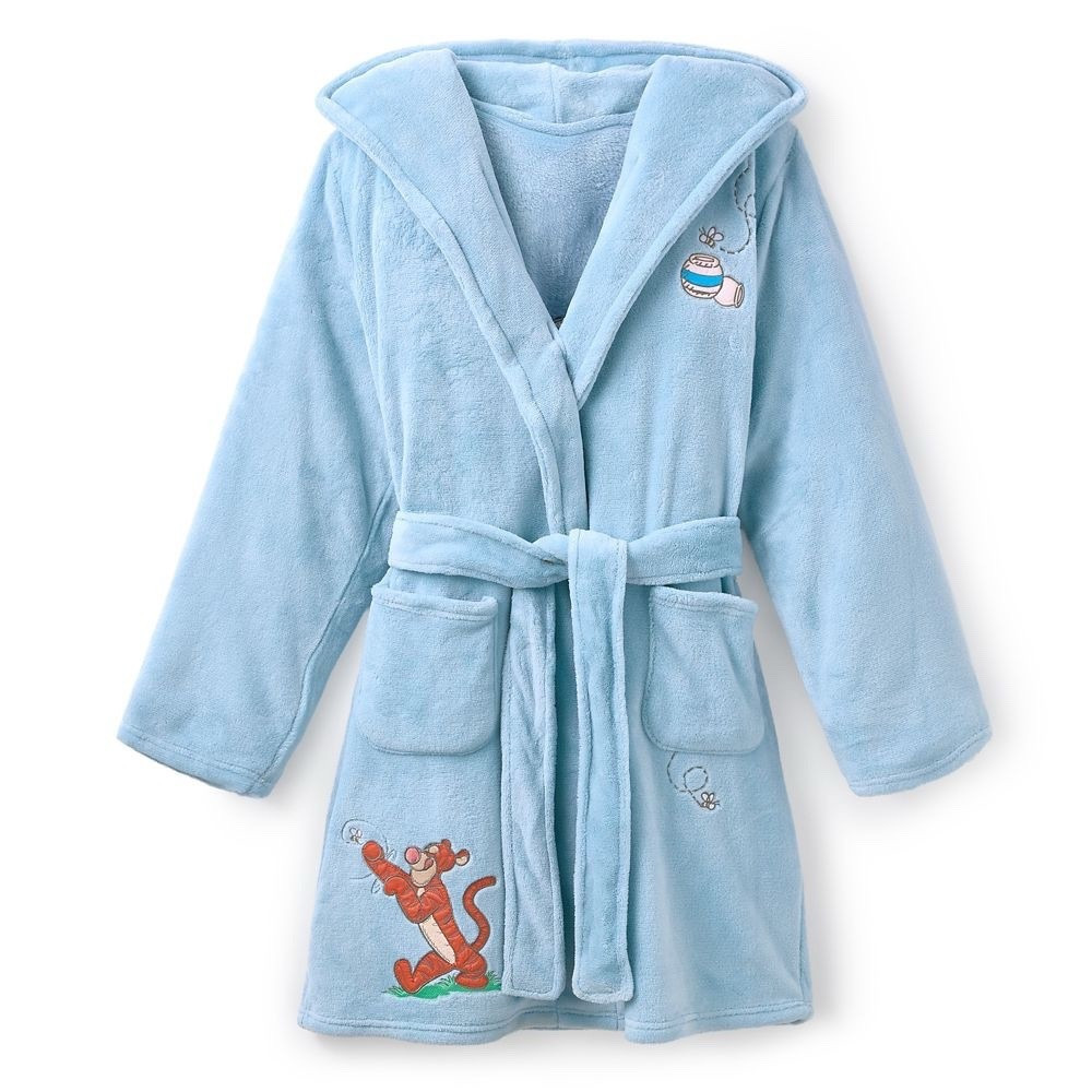 Snuggle into a cozy robe this holiday season from Disney! The Winnie the Pooh and Pals Robe for Adults is under $60.

Keywords: Bath robe, loungewear, pajamas, pajama set, Disney, gifts for her, holiday gift 

#LTKHoliday #LTKSaleAlert #LTKSeasonal