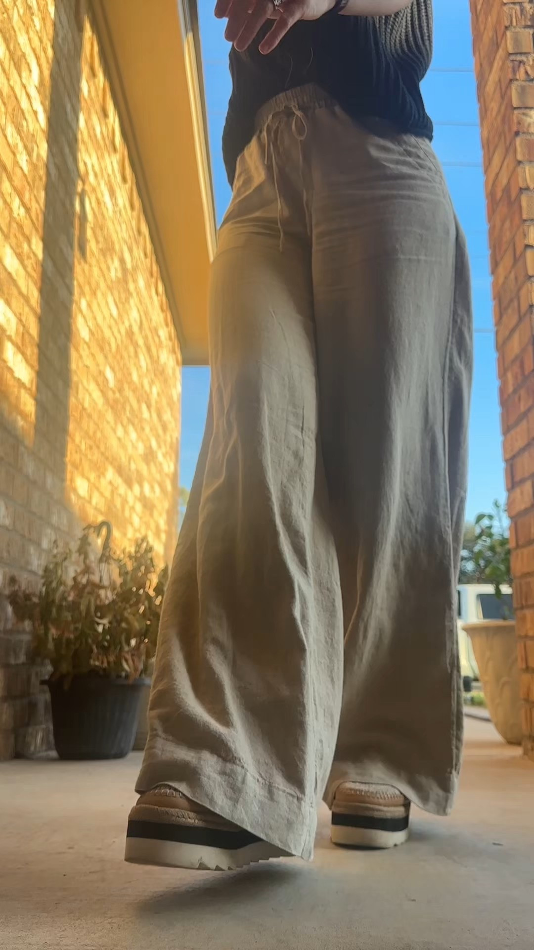 OOTD: easy, breezy, and neutral — just how I like it 🤍
Amazon sweater top (new fave), linen pants from Target, and the comfiest Free People shoes that go with everything.
Linked the full look + similar options for less!

#LTKootd #LTKfallstyle #LTKunder50 #AmazonFashionFinds #TargetStyle #FreePeopleShoes #NeutralOutfit #MomStyle #CasualChic #EverydayStyle #StyleStaples
