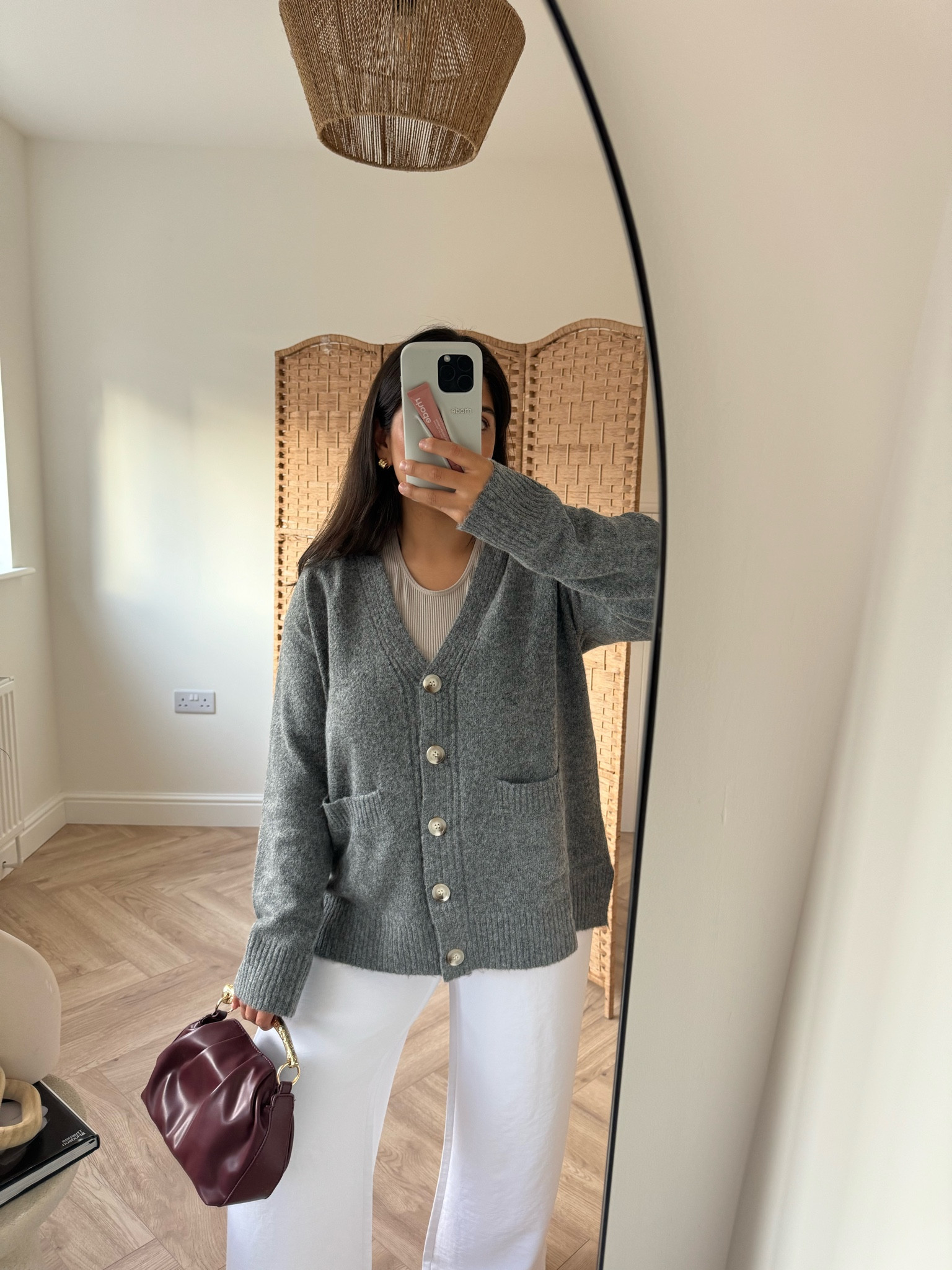 cosy grey cardi and perfect white trousers for us petite girlies 🍂

#LTKCyberWeek #LTKmodest #LTKwinter