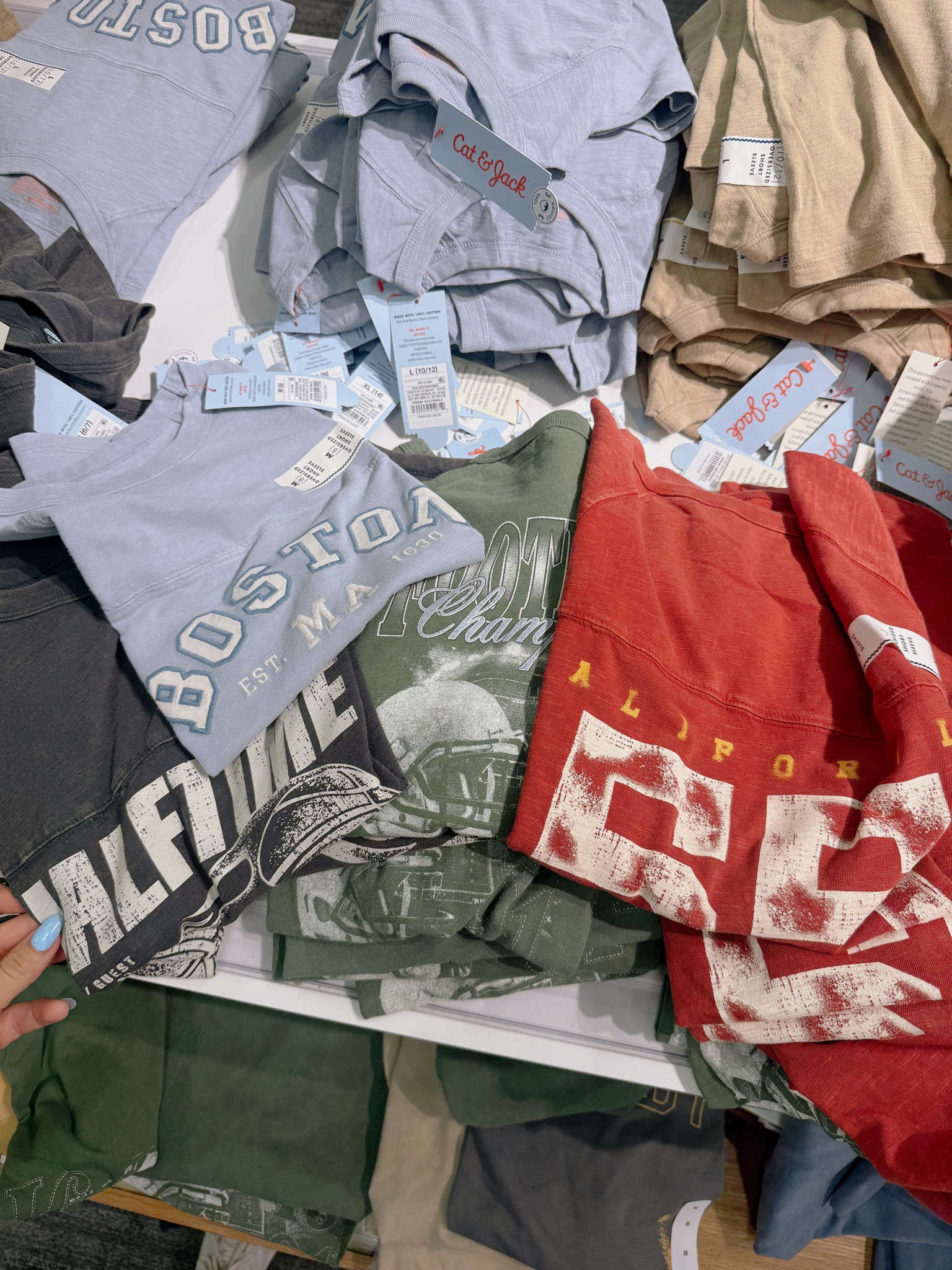 Oversized little boys vintage/sports tees 😮‍💨🖤