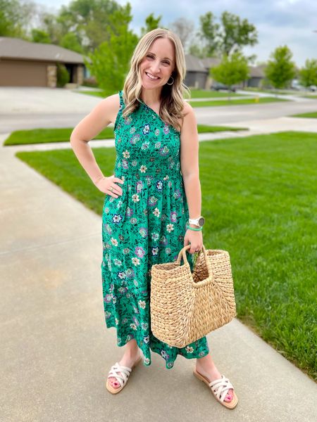 Mother’s Day outfit of the day! 💚
Dress - small
Shoes - 8.5 (TTS)

#LTKunder50 #LTKSeasonal #LTKitbag