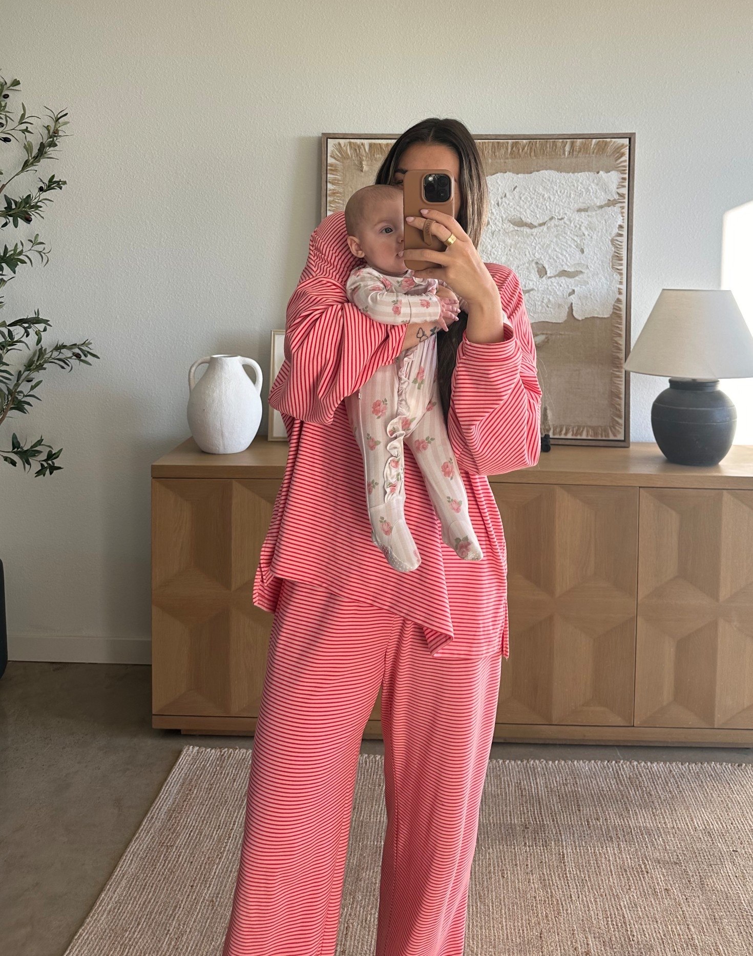 Medium bottoms and M/L top!