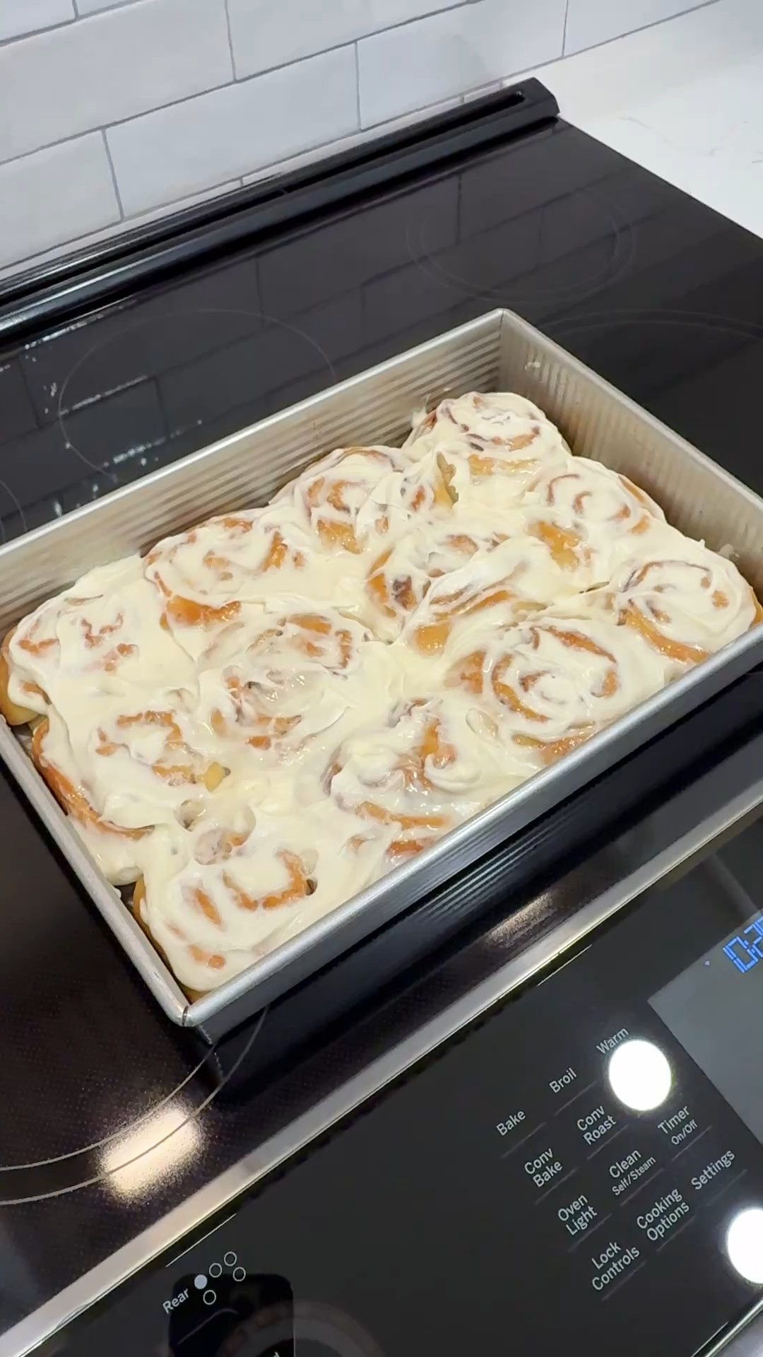 Today’s Bake - Homemade cinnamon rolls. 

These focaccia bread pans are perfect for those fluffy homemade cinnamon rolls 🤤

#LTKvlog #LTKfoodie #LTKHome