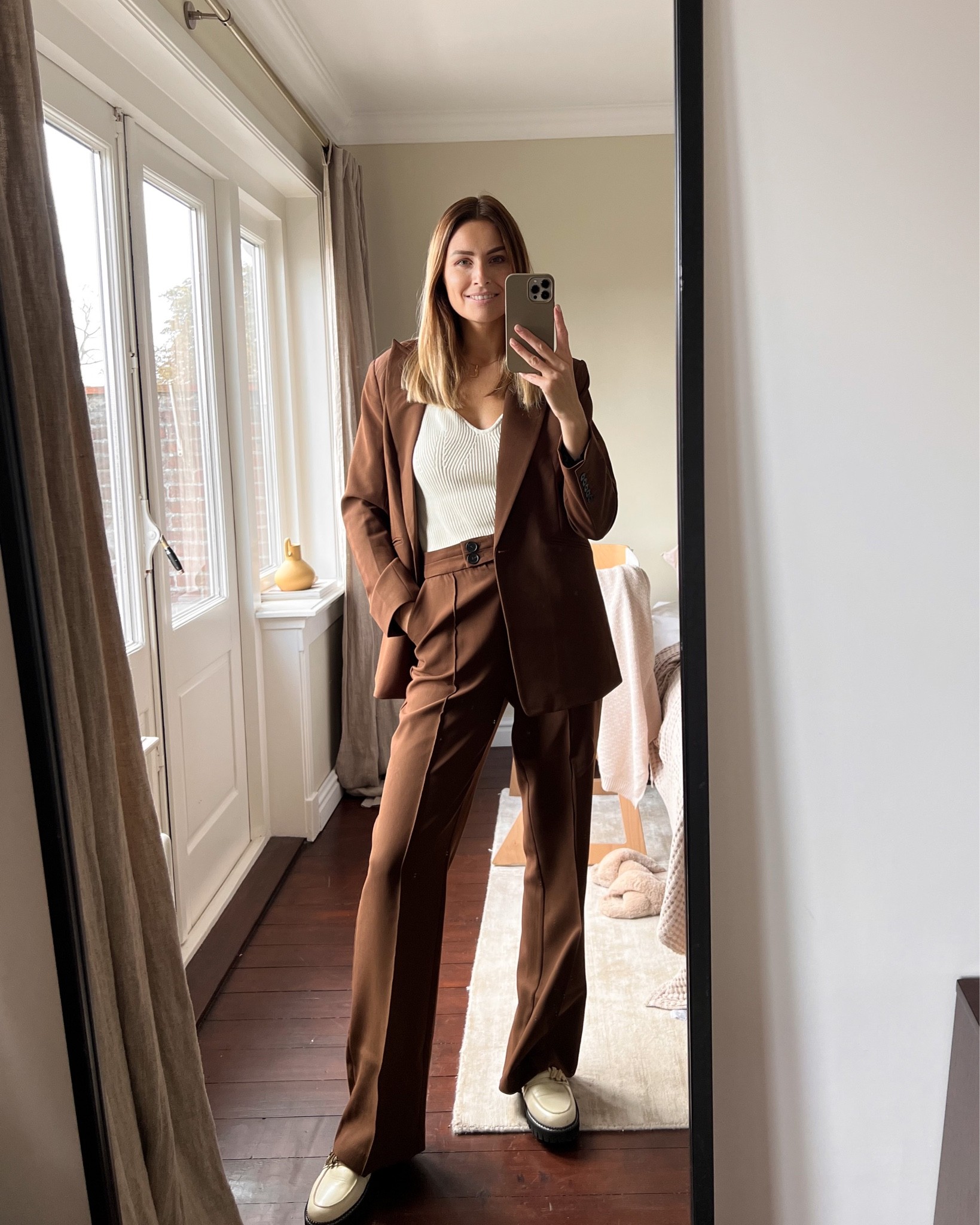 My latest addiction: matching suits. This chocolate brown suit is the ultimate workwear outfit. I love the wide fit trousers and blazer that I wear a little oversized (size L).

#LTKSeasonal #LTKworkwear #LTKstyletip