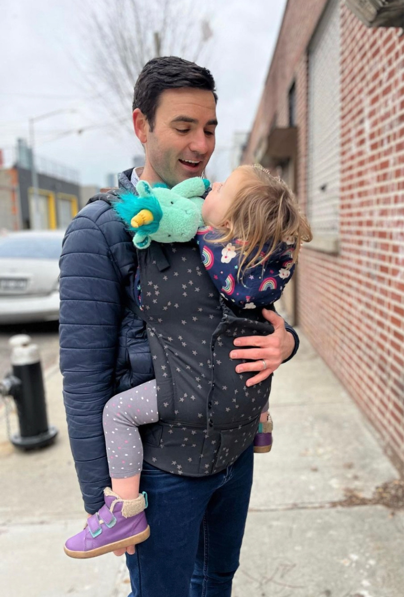 Babywearing Dad carrying 3 year old in Baby Tula toddler carrier, for carrying kids up to 60lbs!

#LTKkids #LTKbaby #LTKfamily