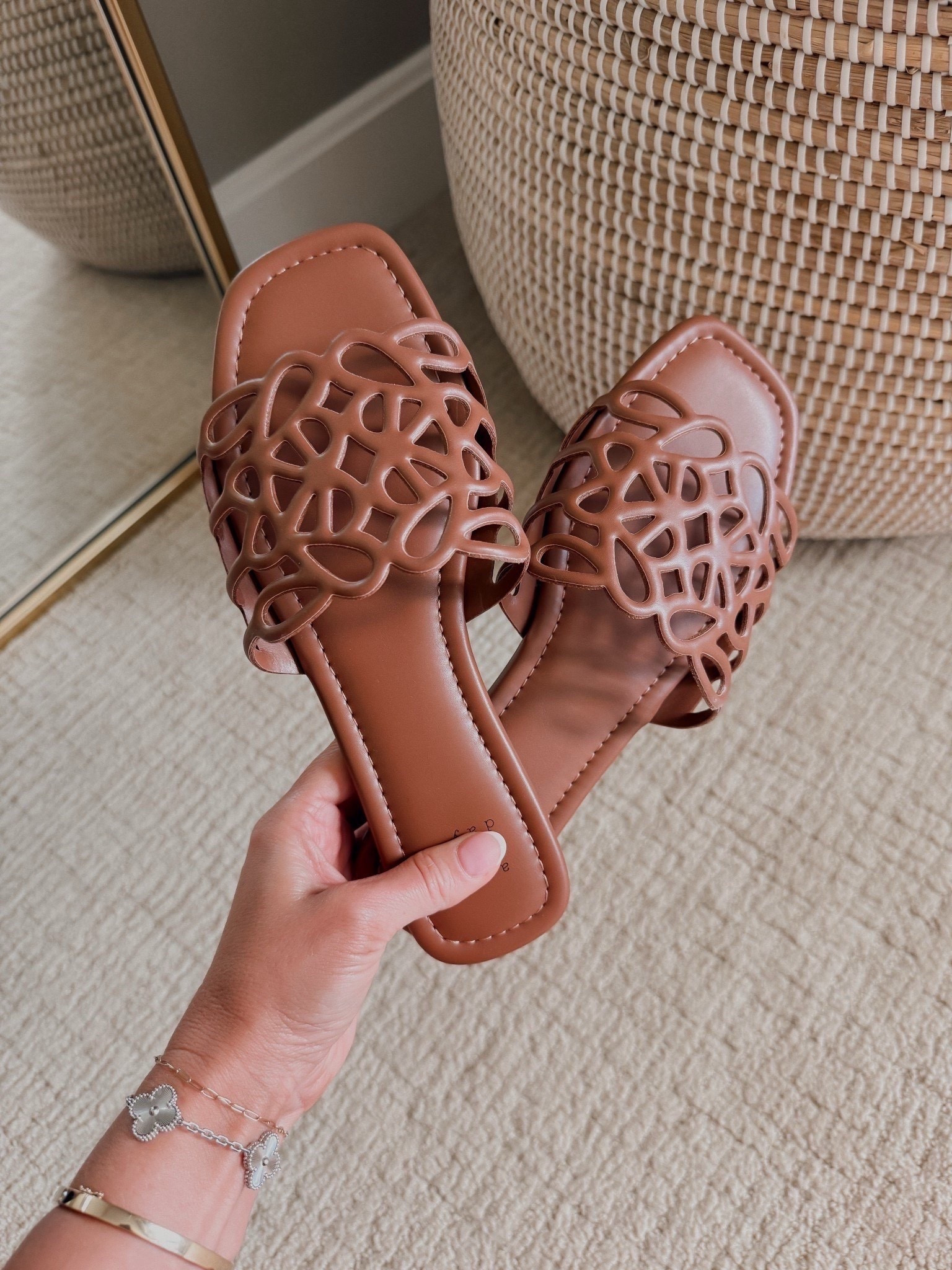 These $20 look-for-less sandals live up to the hype! I went true to size  




#LTKPetite #LTKootd #LTKSeasonal