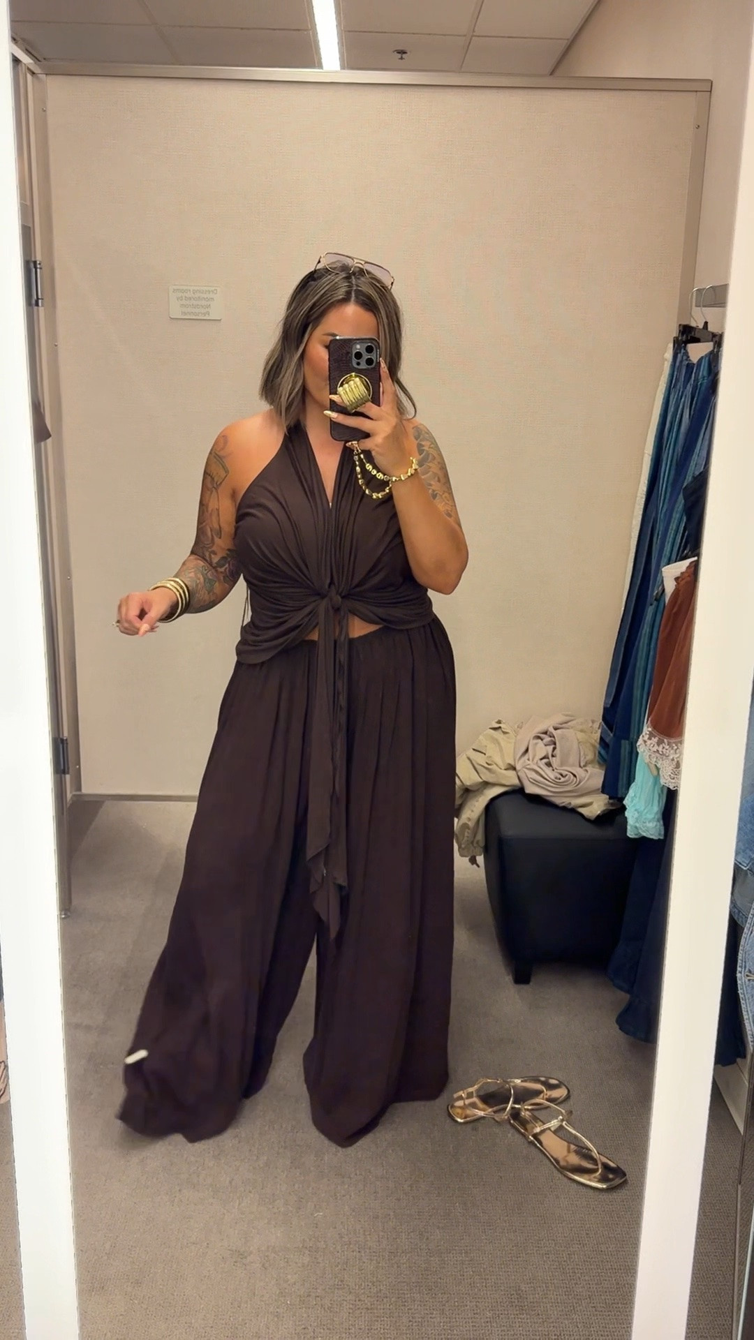 My favorite linen pants came out in brown I snatched these up sooooo fast.  

Pants M size down they run big 
Top size down wearing L here but it was really big I ordered M online.