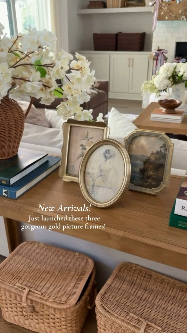 Are you as obsessed with these new picture frames as we are?!?

#LTKSeasonal #LTKHome
