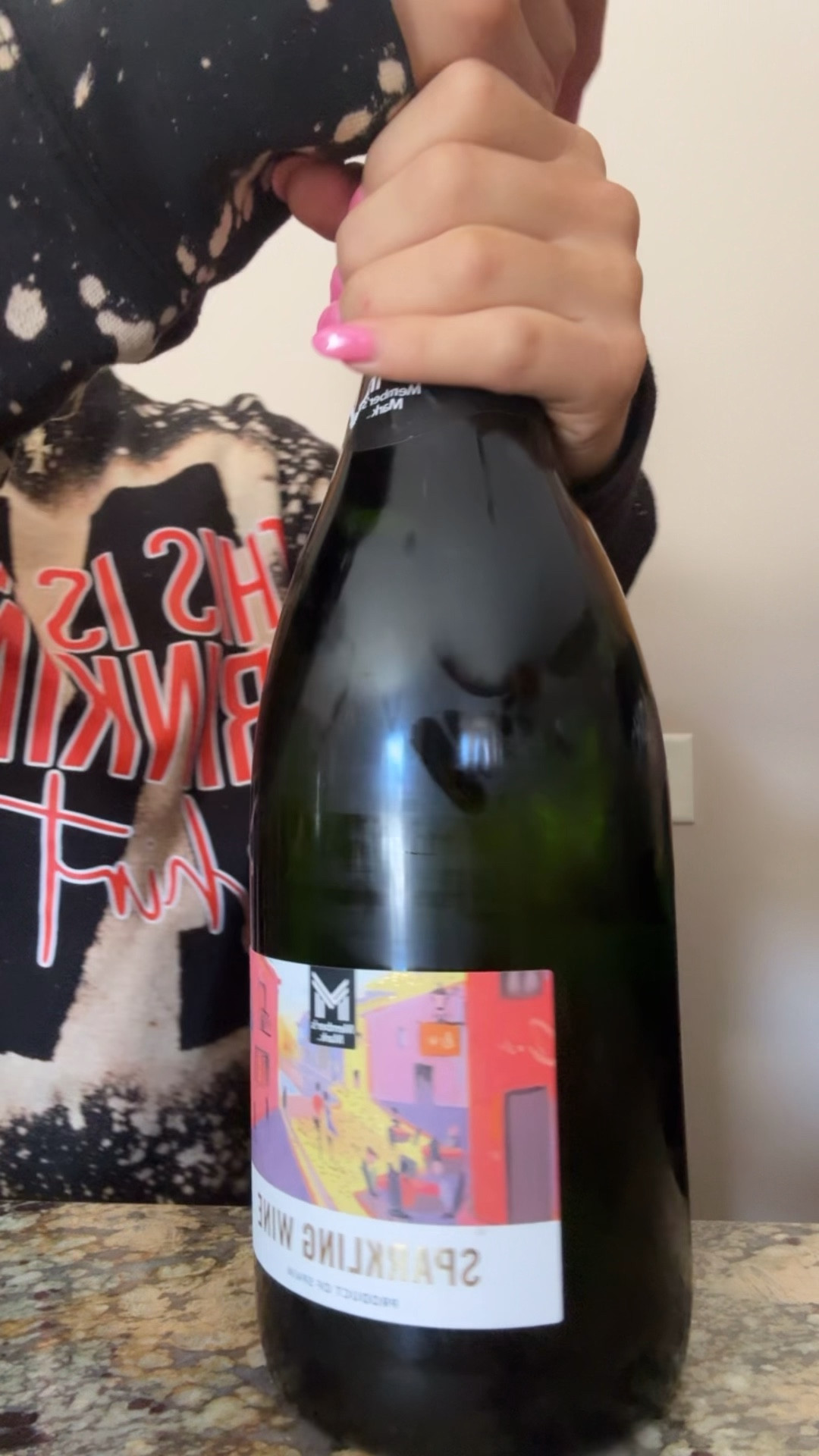 Your reminder to grab some sparkling wine and have a girls day ☺️

#girlsday 

#LTKU #LTKmomlife #LTKdayinmylife