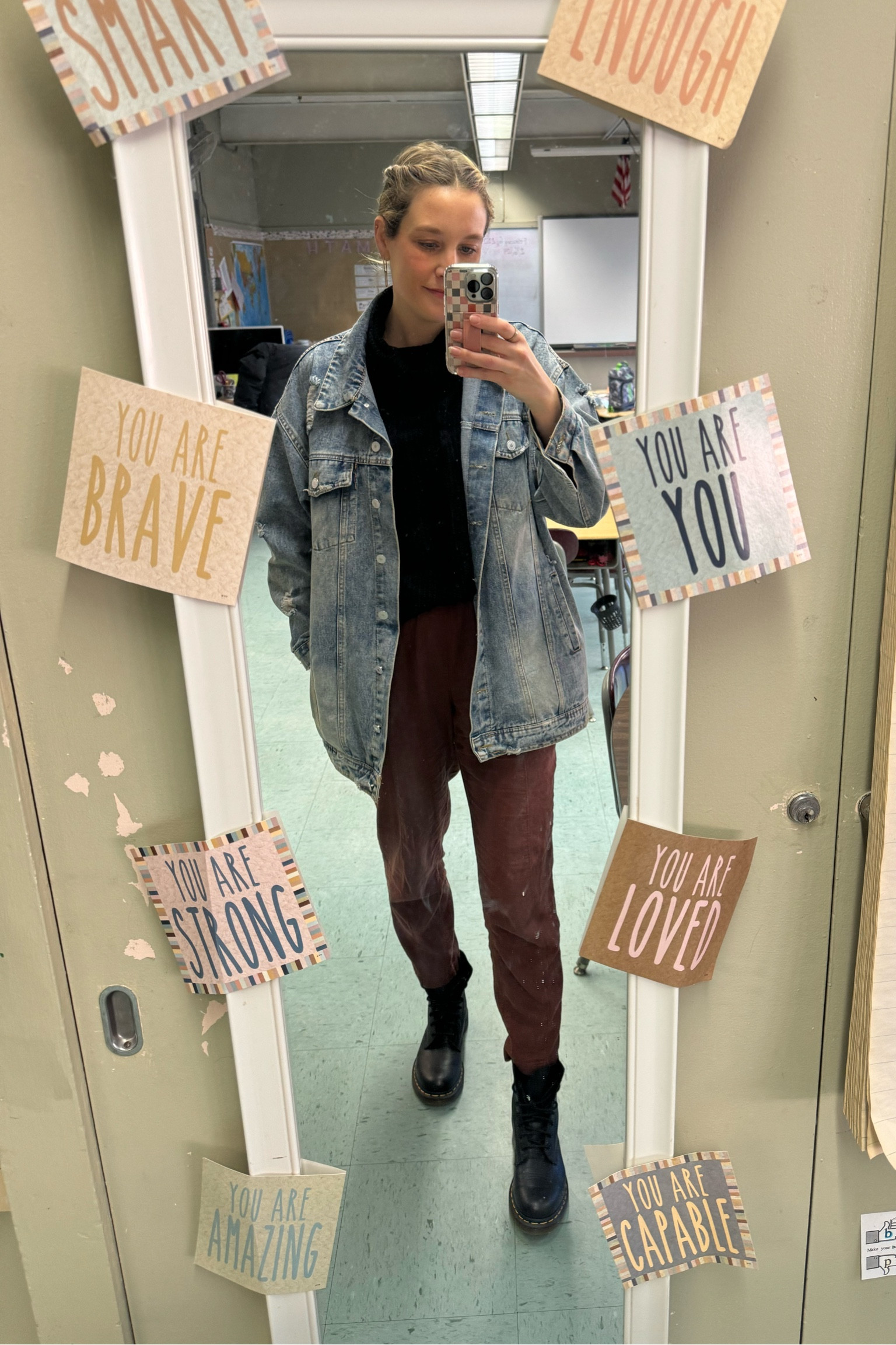 Tuesday teacher outfit

Dr marten boots
Old navy pants 
SHEIN waffle shirt
SHEIN oversized jean jackett

#LTKworkwear #LTKfindsunder50 #LTKmidsize