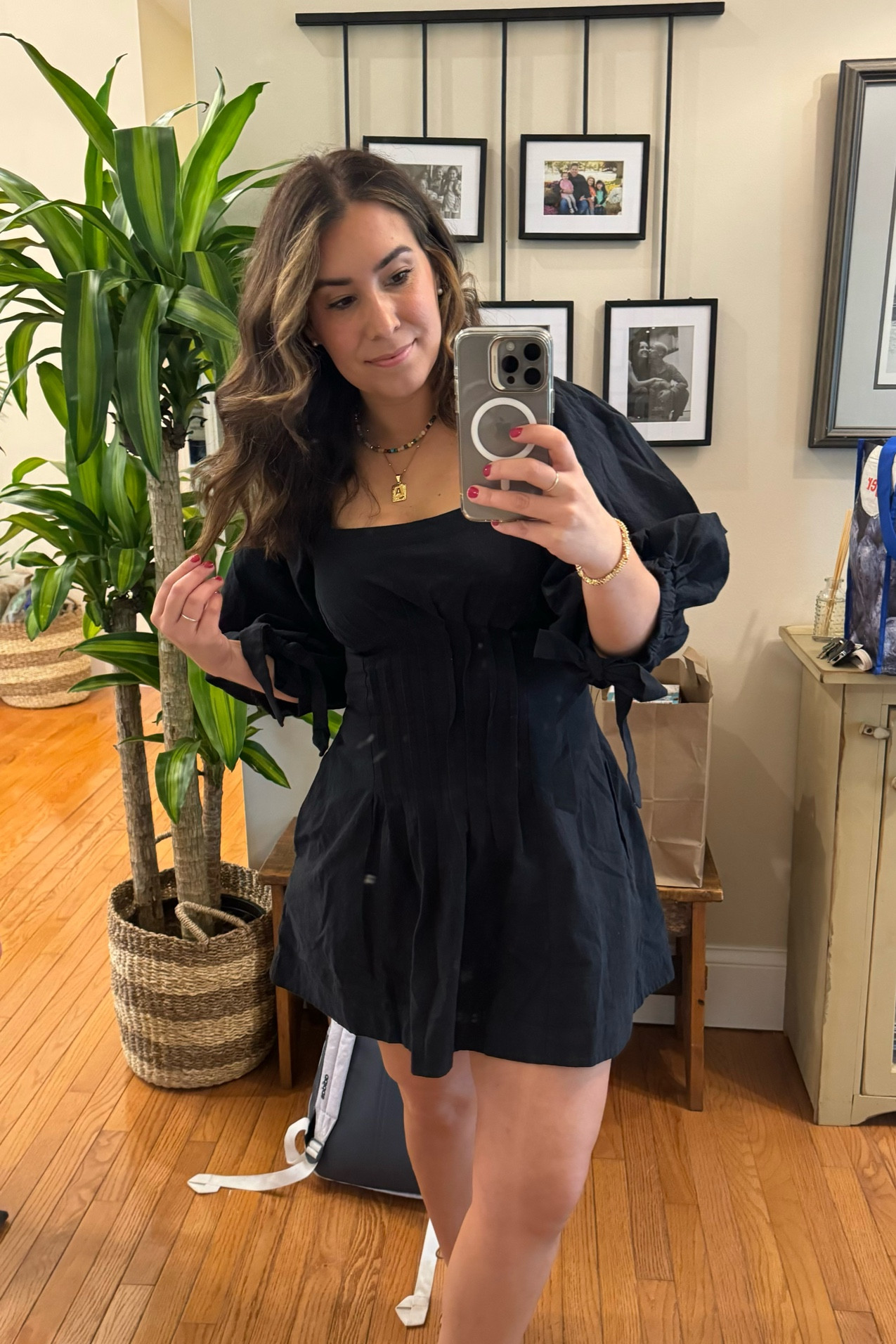 This free people dress is EVERYTHING !!! Especially is you are a mid size girlie like me!!! It’s so flattering !!!  #freepeople 

#LTKmidsize #LTKfindsunder100 #LTKsalealert