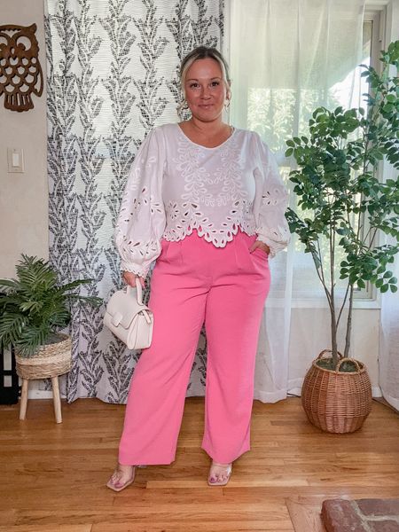 Spring midsize ootd 
Abercrombie trousers size 31 short 
Free People top size large 
Spring outfit, Easter outfit, workwear style, brunch outfit, size 12 style

#LTKSpringSale #LTKmidsize #LTKover40